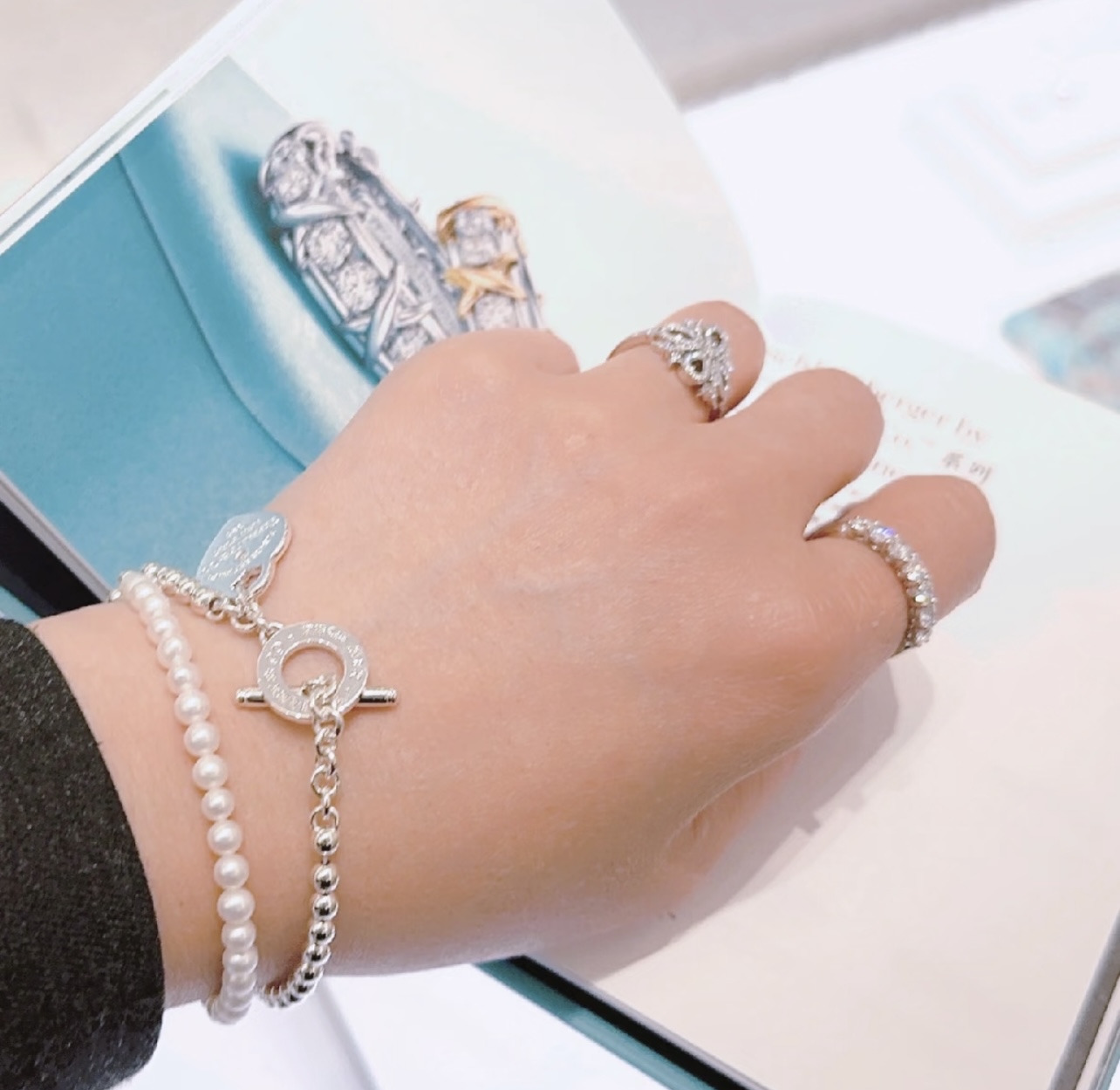 Tiffany & Co. Tiffany*帝芙尼最新款，非常的上镜‼ 设计很特别值得入手 高级手工坊系列