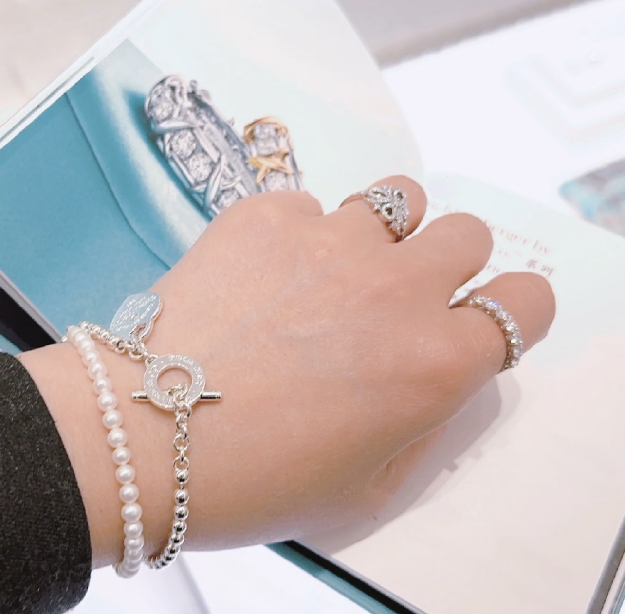 Tiffany & Co. Tiffany*帝芙尼最新款，非常的上镜‼ 设计很特别值得入手 高级手工坊系列