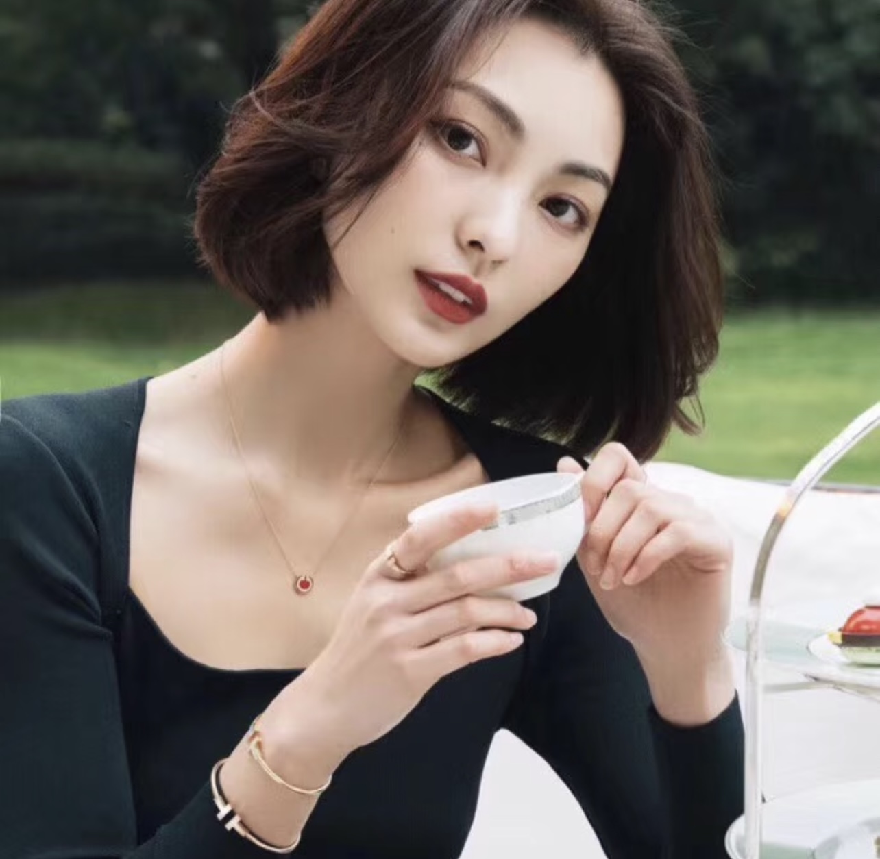Tiffany & Co. Tiffany*帝芙尼最新款，非常的上镜‼ 设计很特别值得入手 高级手工坊系列