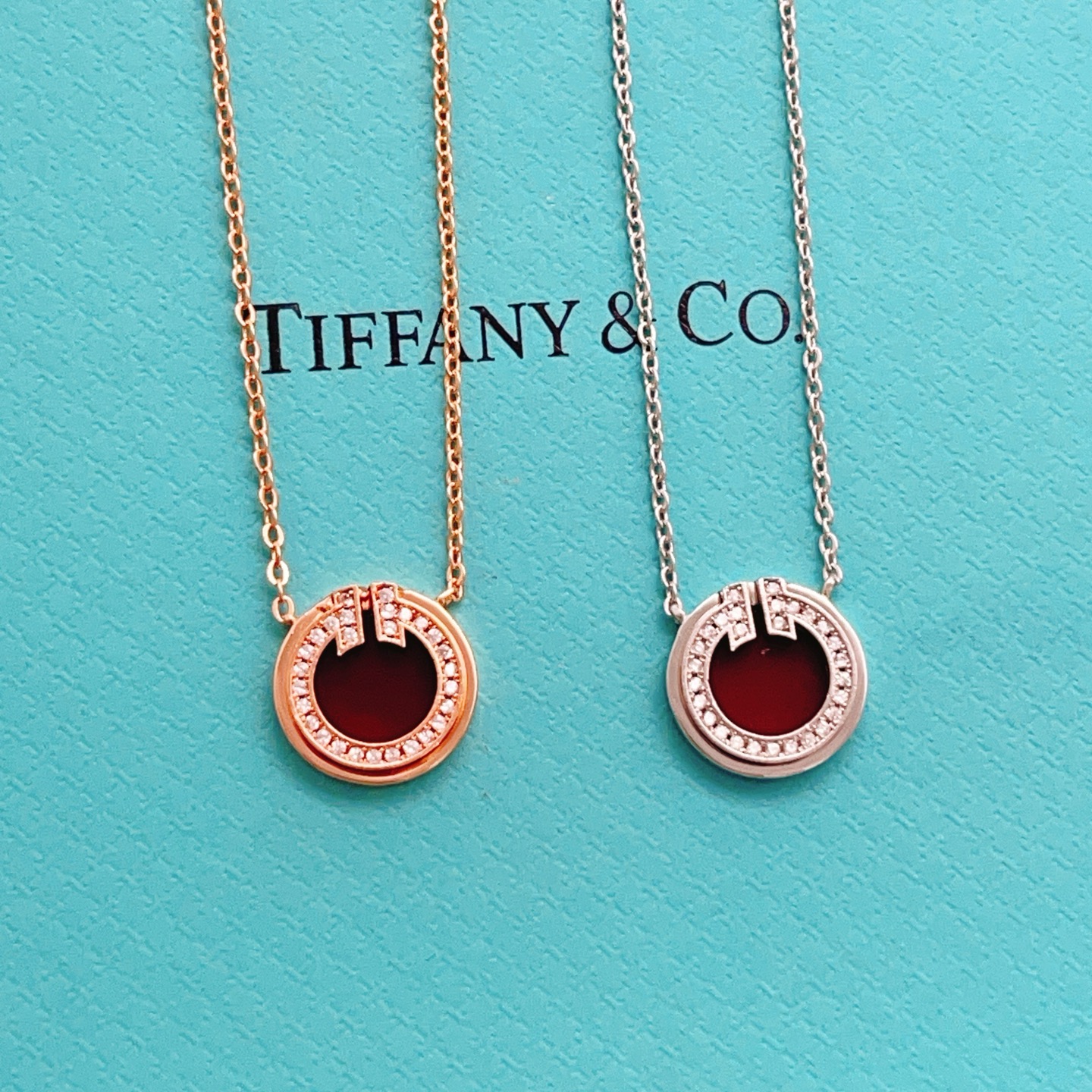 Tiffany & Co. Tiffany*帝芙尼最新款，非常的上镜‼ 设计很特别值得入手 高级手工坊系列