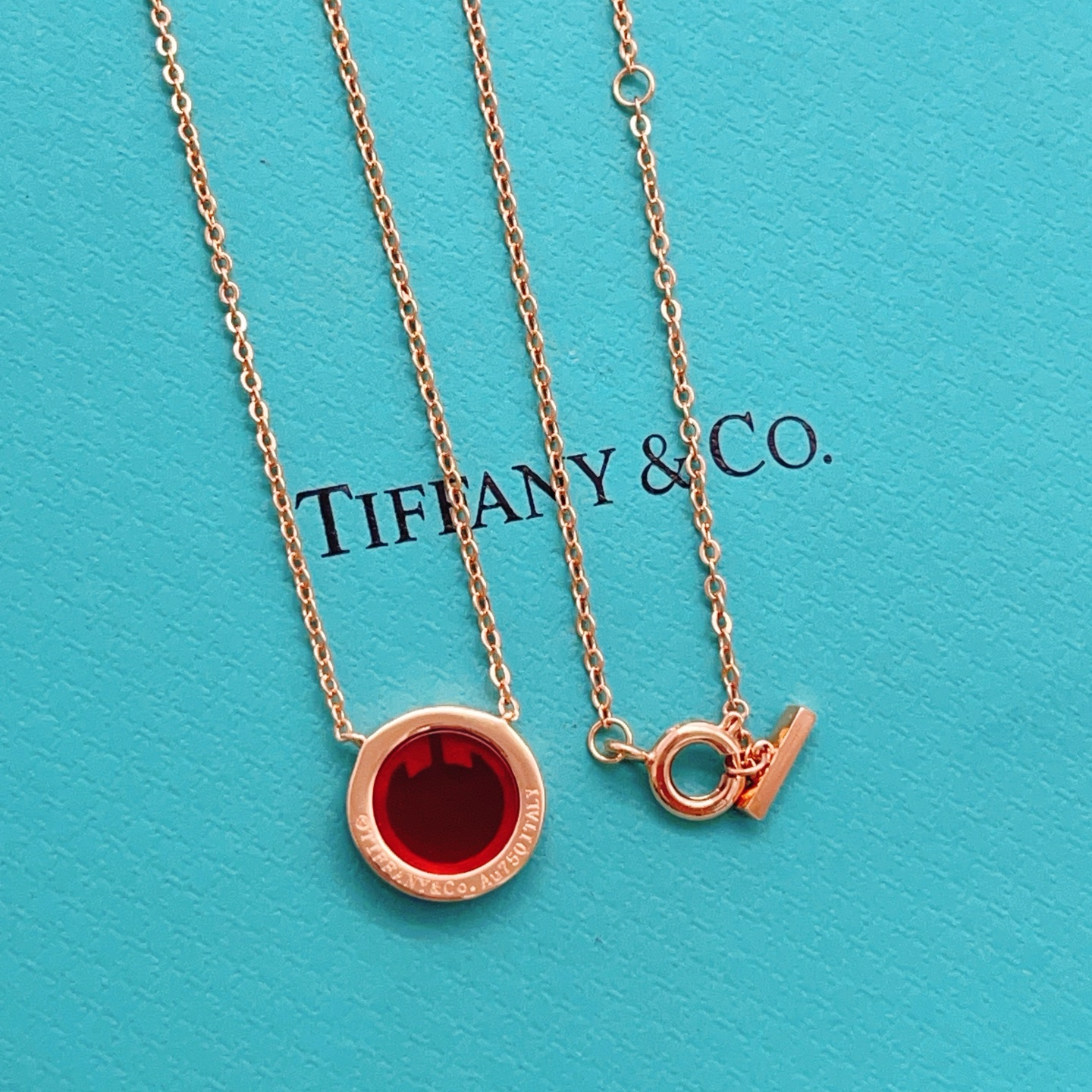 Tiffany & Co. Tiffany*帝芙尼最新款，非常的上镜‼ 设计很特别值得入手 高级手工坊系列