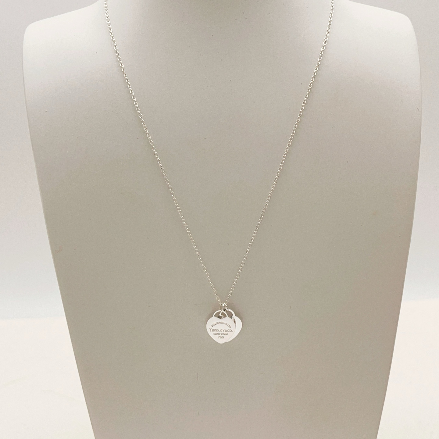 Tiffany & Co. Tiffany*帝芙尼最新款，非常的上镜‼ 设计很特别值得入手 高级手工坊系列