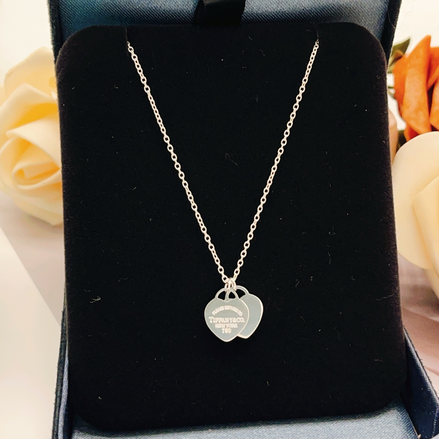 Tiffany & Co. Tiffany*帝芙尼最新款，非常的上镜‼ 设计很特别值得入手 高级手工坊系列