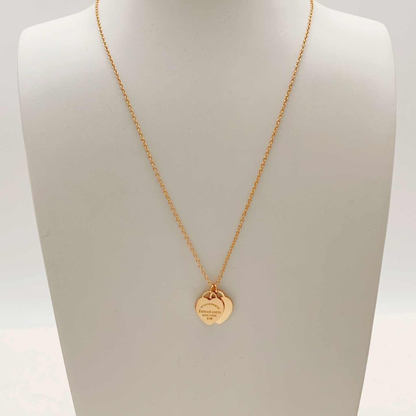 Tiffany & Co. Tiffany*帝芙尼最新款，非常的上镜‼ 设计很特别值得入手 高级手工坊系列