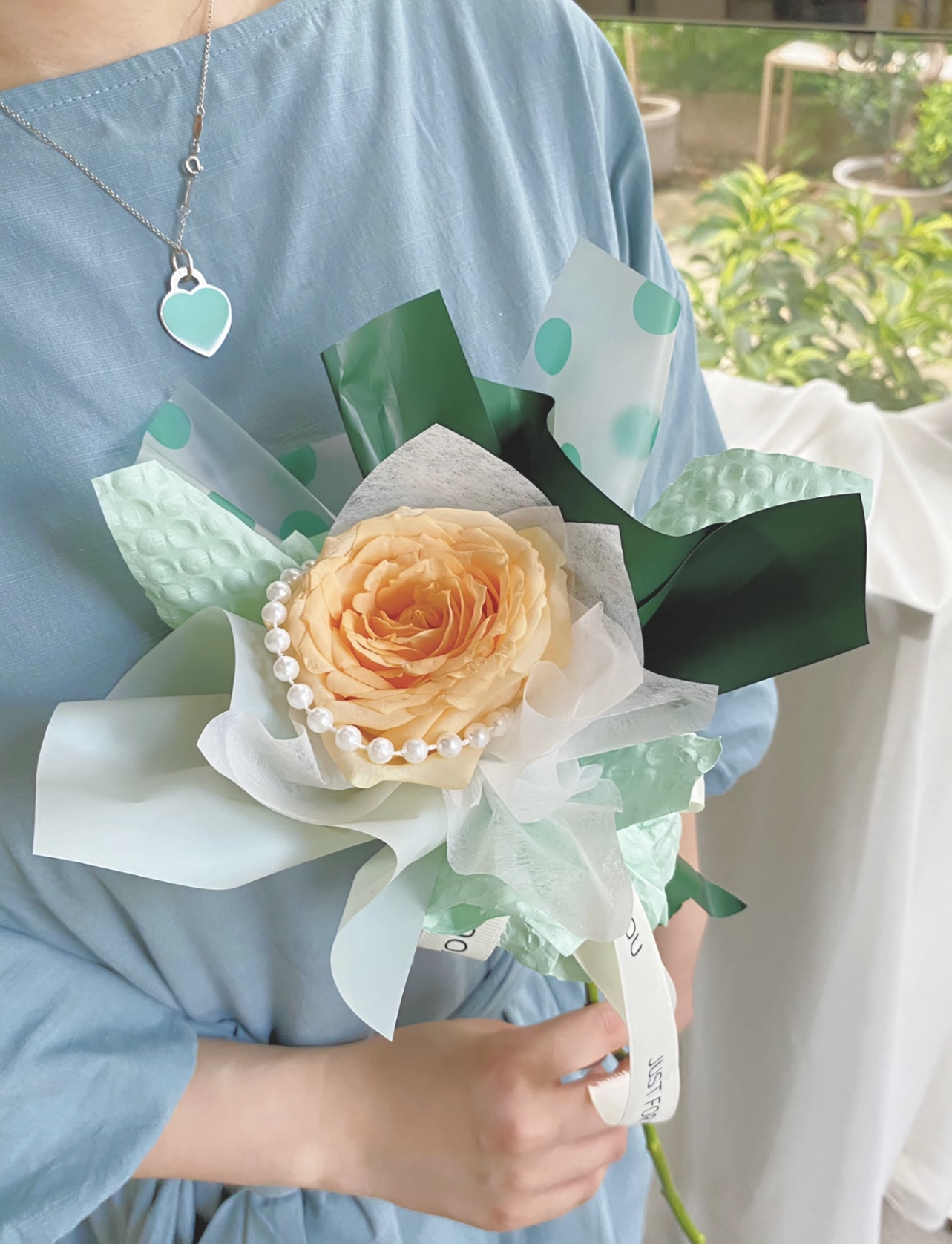 【Tiffany*帝芙尼最新款🆕🆕银色蓝绿爱心项链】一致官网黄铜材质，非常的上镜‼️设计很特别值得入手高