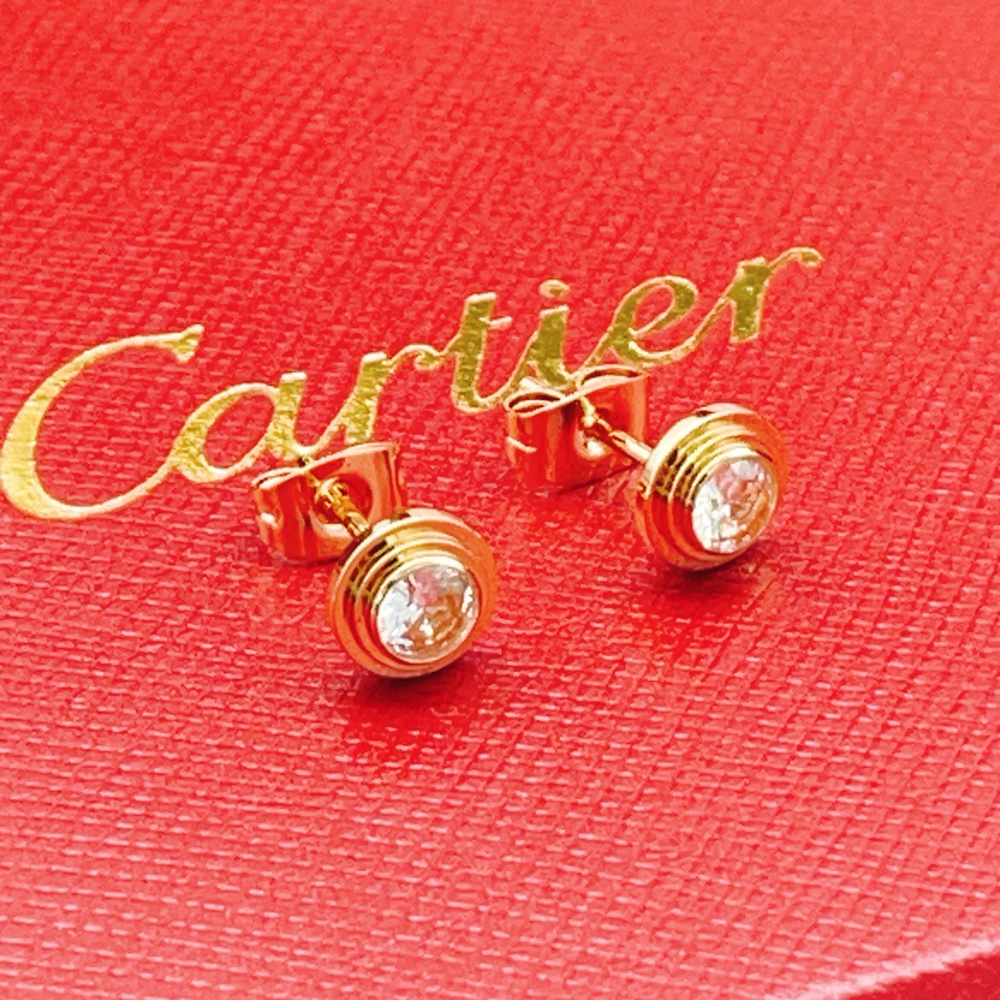 Cartier Cartie*最新款，非常的上镜‼ 设计很特别值得入手 高级手工坊系列