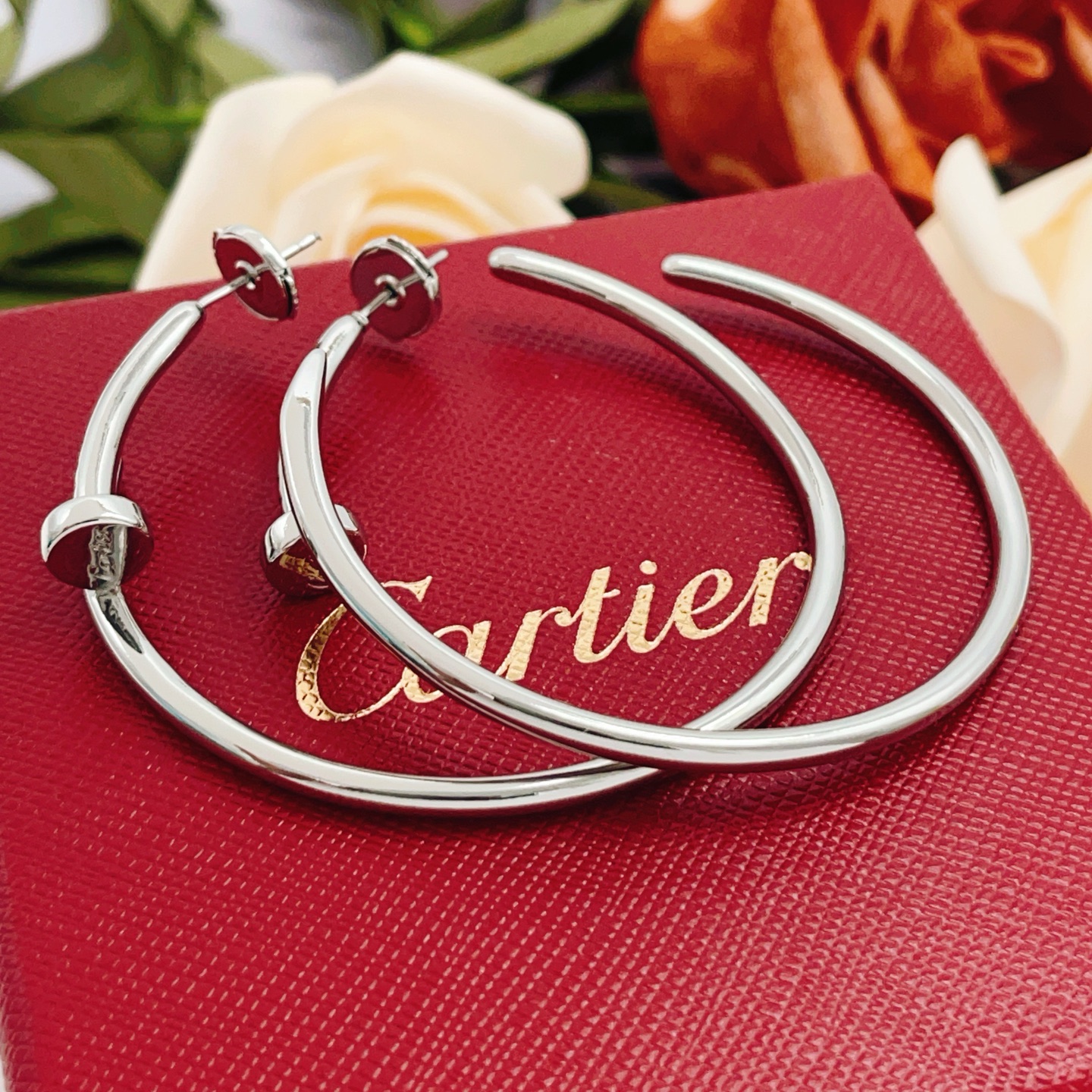 Cartier Cartie*最新款，非常的上镜‼ 设计很特别值得入手 高级手工坊系列