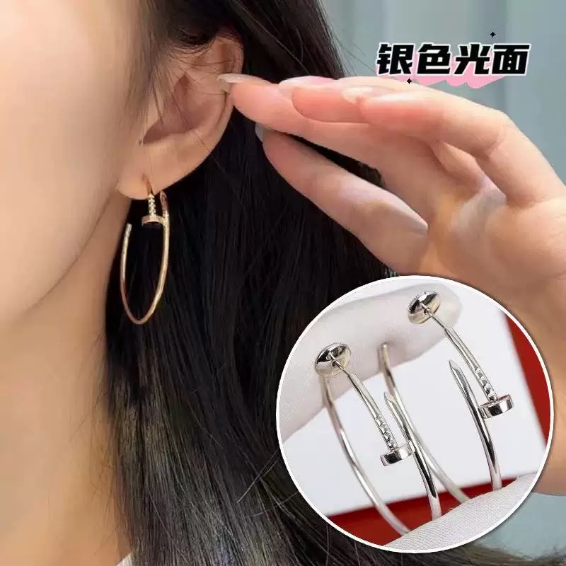 Cartier Cartie*最新款，非常的上镜‼ 设计很特别值得入手 高级手工坊系列