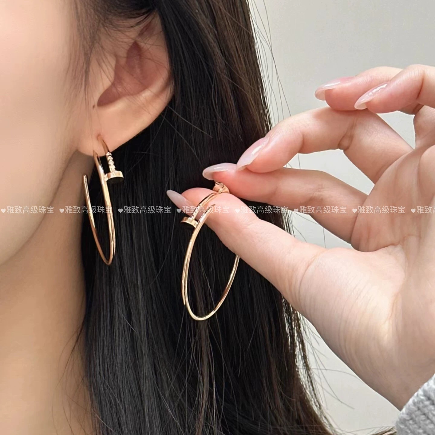 Cartier Cartie*最新款，非常的上镜‼ 设计很特别值得入手 高级手工坊系列