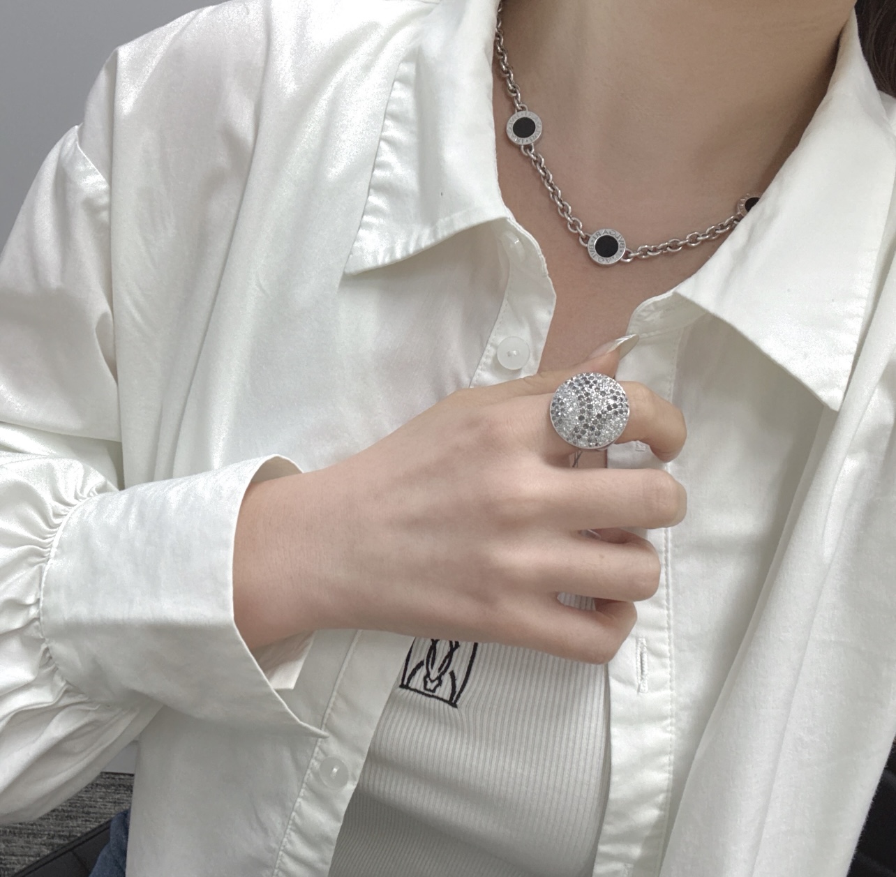 Bvlgari BVLGARI最新款，非常的上镜‼ 设计很特别值得入手 高级手工坊系列