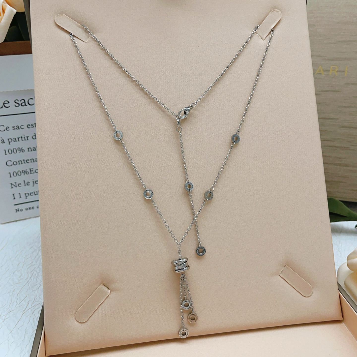 Bvlgari BVLGARI最新款，非常的上镜‼ 设计很特别值得入手 高级手工坊系列