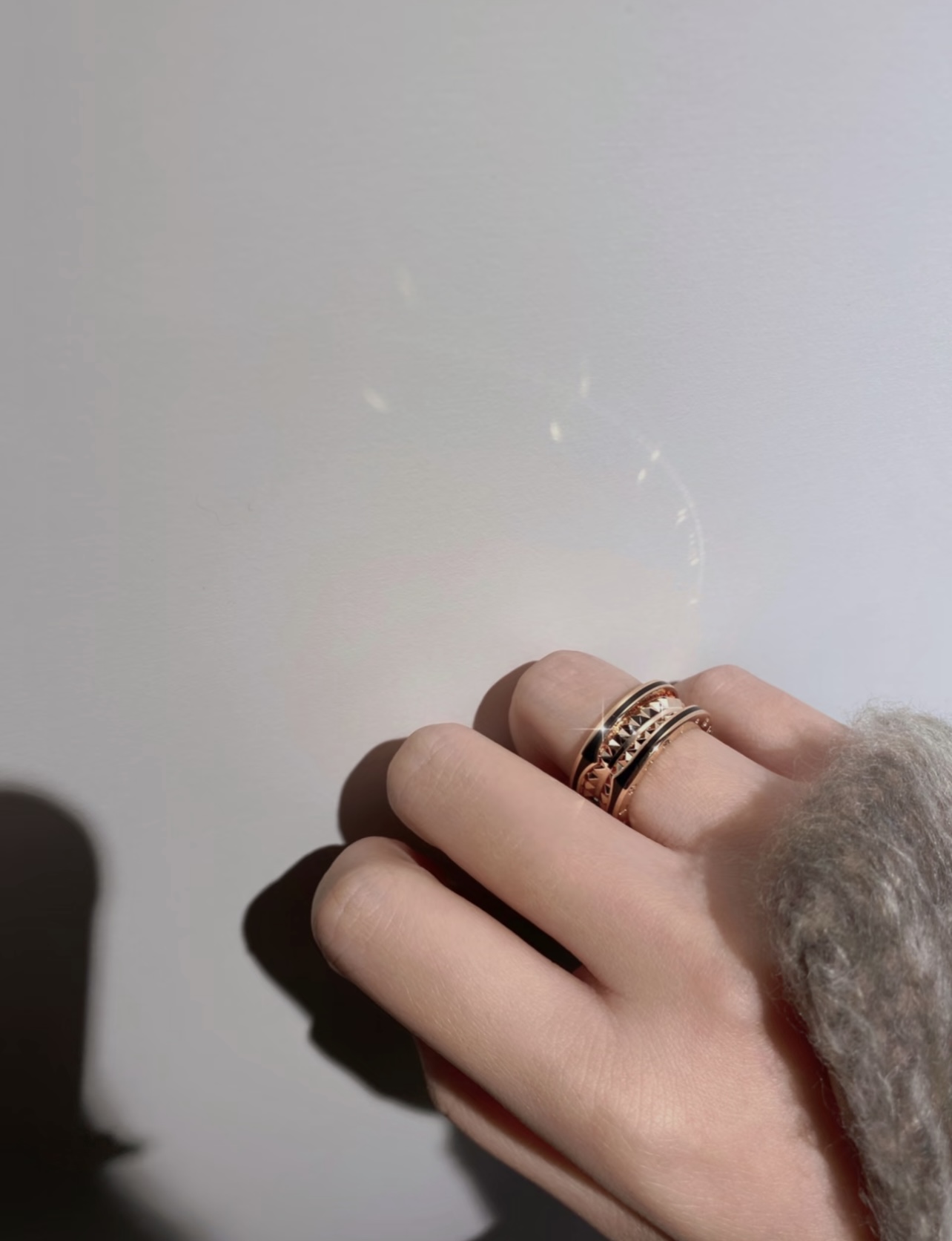 Bvlgari BVLGARI最新款，非常的上镜‼ 设计很特别值得入手 高级手工坊系列