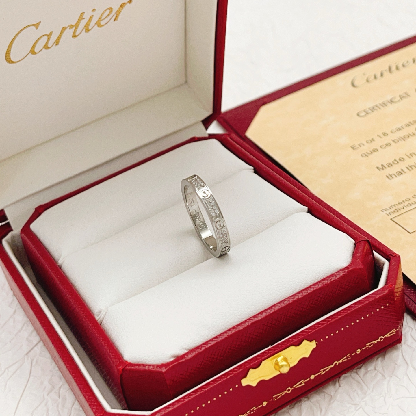 Cartier Cartier*卡地亚最新款，非常的上镜‼ 设计很特别值得入手 高级手工坊系列