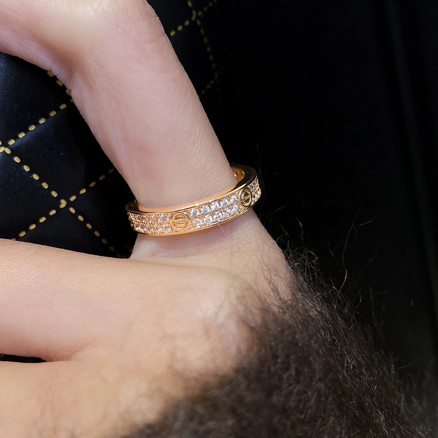 Cartier Cartier*卡地亚最新款，非常的上镜‼ 设计很特别值得入手 高级手工坊系列