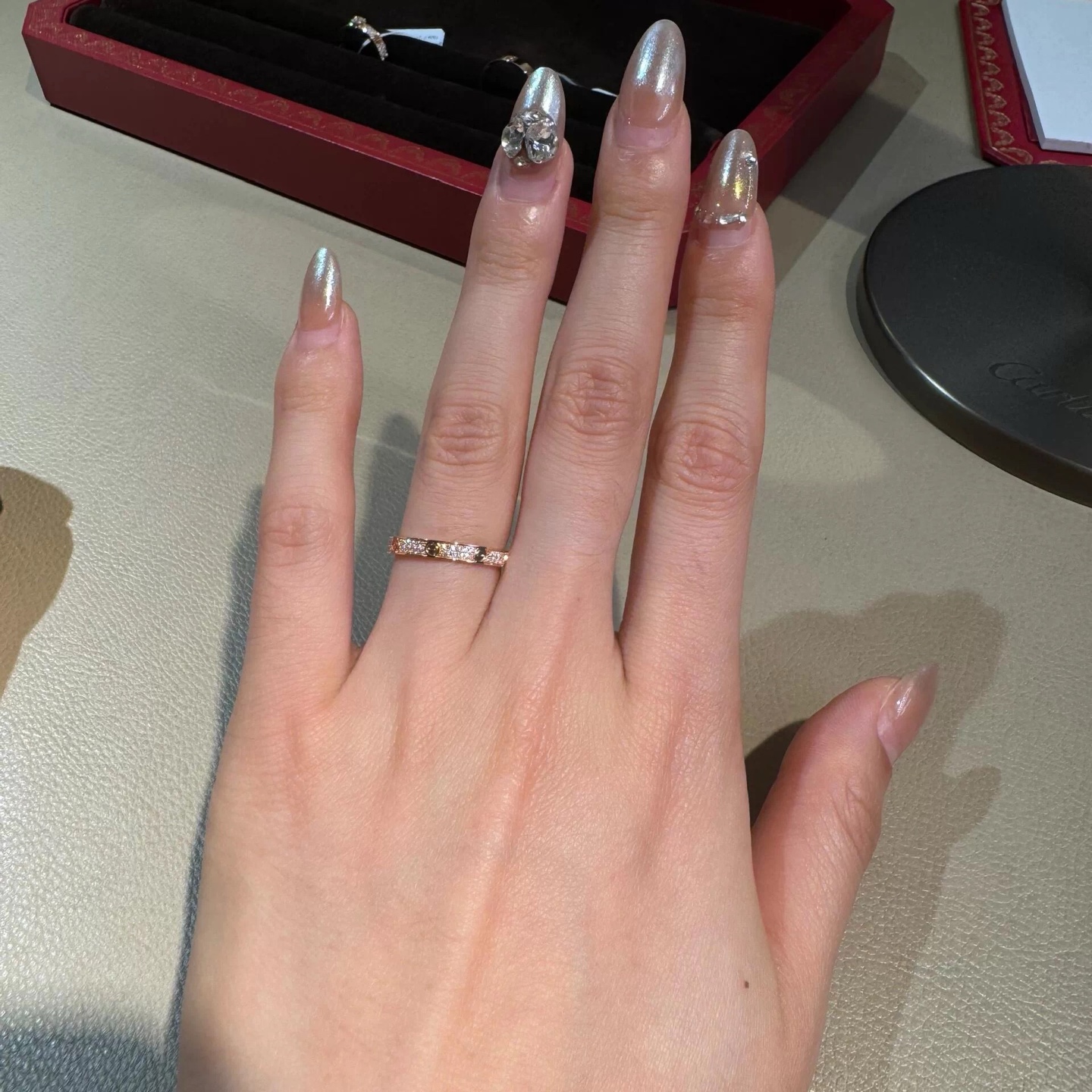 Cartier Cartier*卡地亚最新款，非常的上镜‼ 设计很特别值得入手 高级手工坊系列