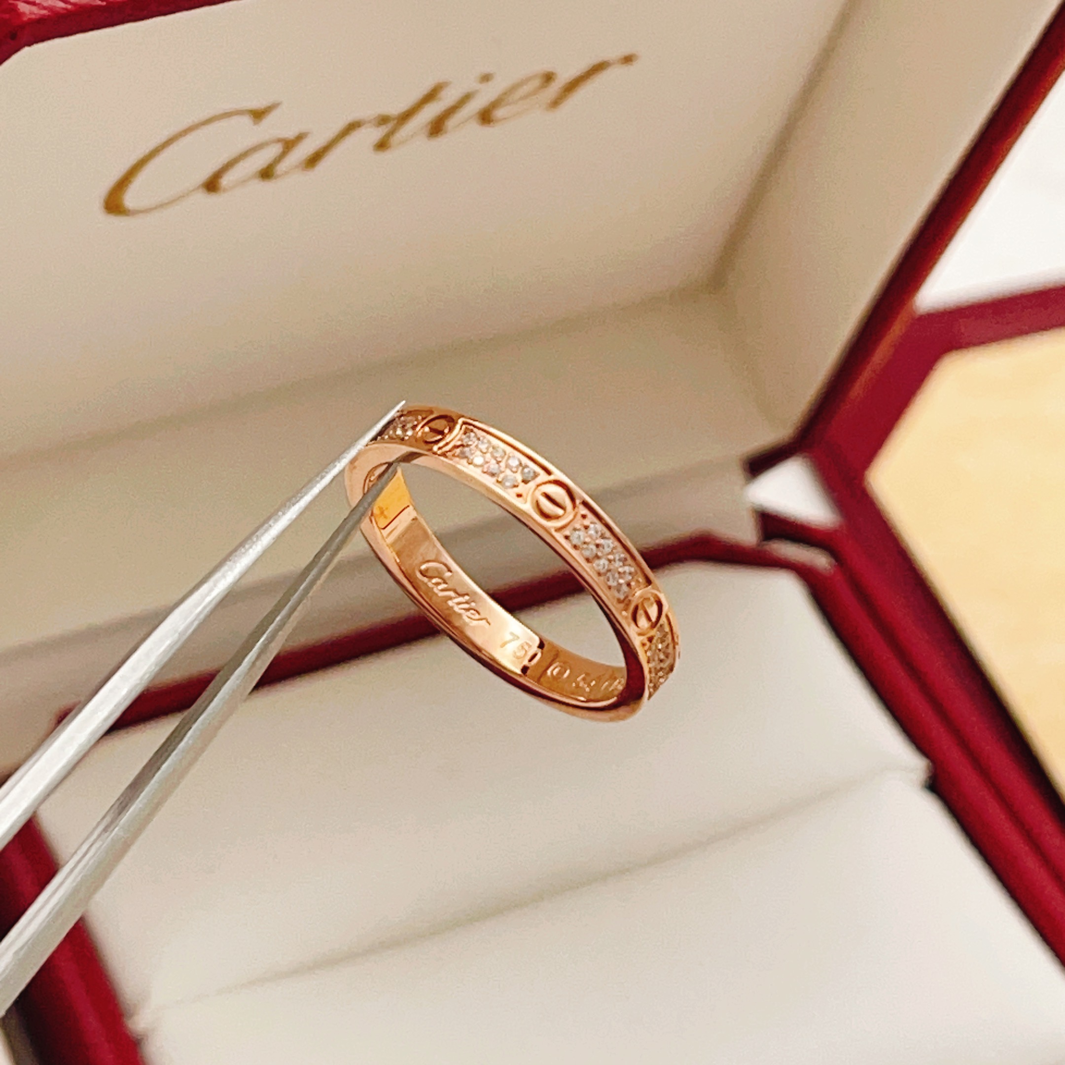 Cartier Cartier*卡地亚最新款，非常的上镜‼ 设计很特别值得入手 高级手工坊系列