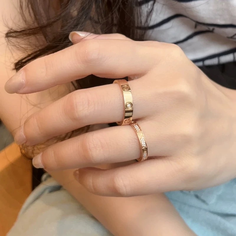 Cartier Cartier*卡地亚最新款，非常的上镜‼ 设计很特别值得入手 高级手工坊系列