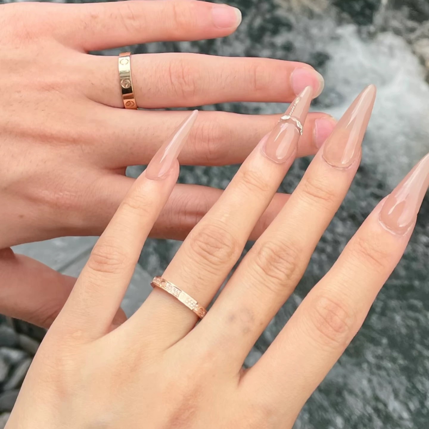 Cartier Cartier*卡地亚最新款，非常的上镜‼ 设计很特别值得入手 高级手工坊系列
