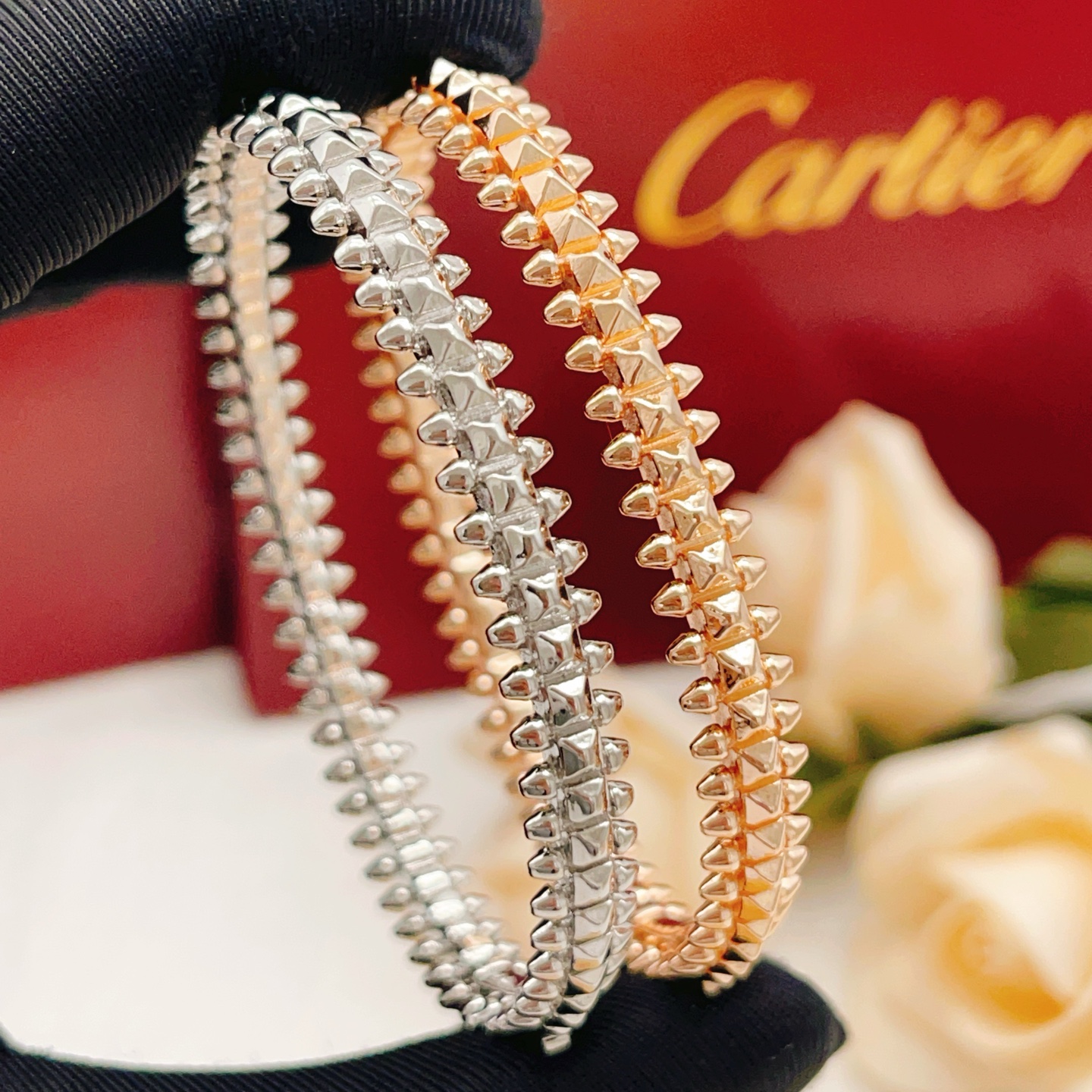 Cartier Cartier*卡地亚最新款，非常的上镜‼ 设计很特别值得入手 高级手工坊系列