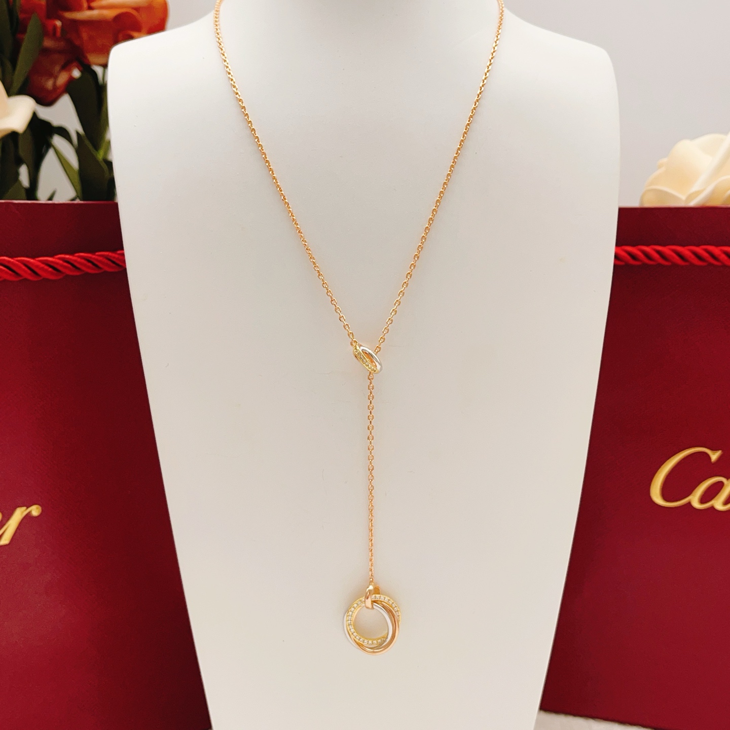 Cartier Cartier*卡地亚最新款，非常的上镜‼ 设计很特别值得入手 高级手工坊系列