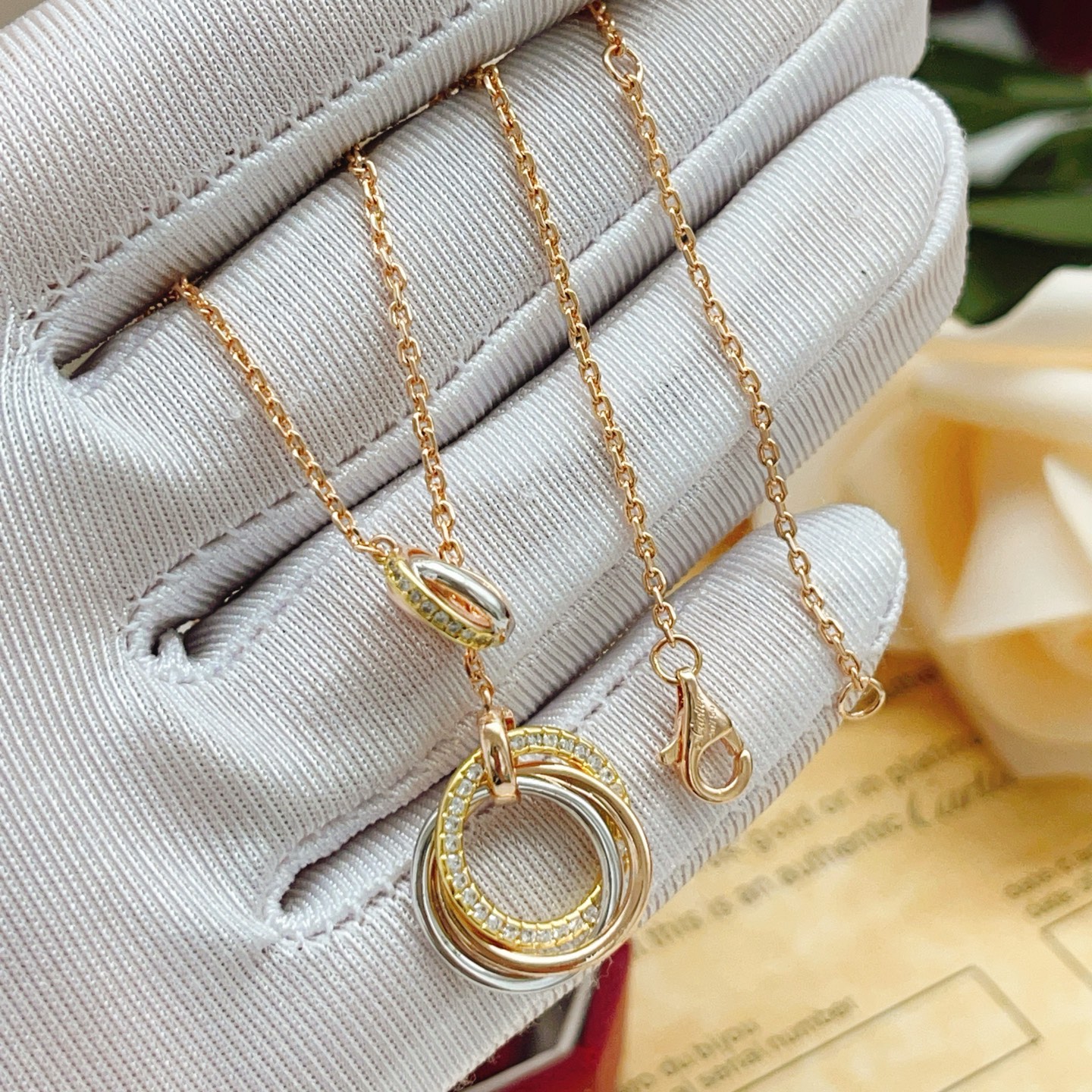 Cartier Cartier*卡地亚最新款，非常的上镜‼ 设计很特别值得入手 高级手工坊系列