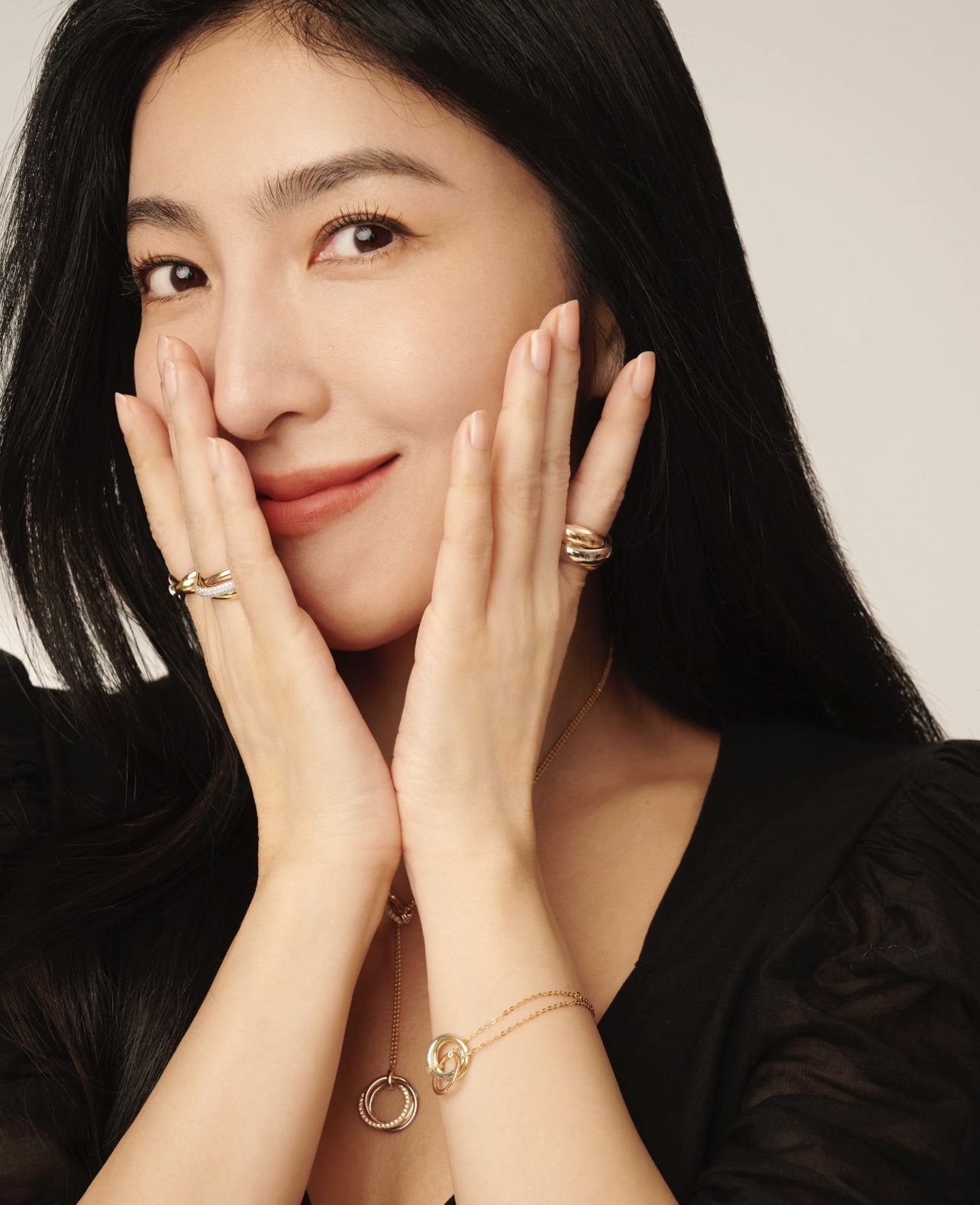Cartier Cartier*卡地亚最新款，非常的上镜‼ 设计很特别值得入手 高级手工坊系列