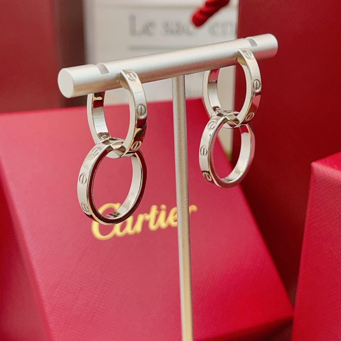 Cartier Cartie*最新款，非常的上镜‼ 设计很特别值得入手 高级手工坊系列