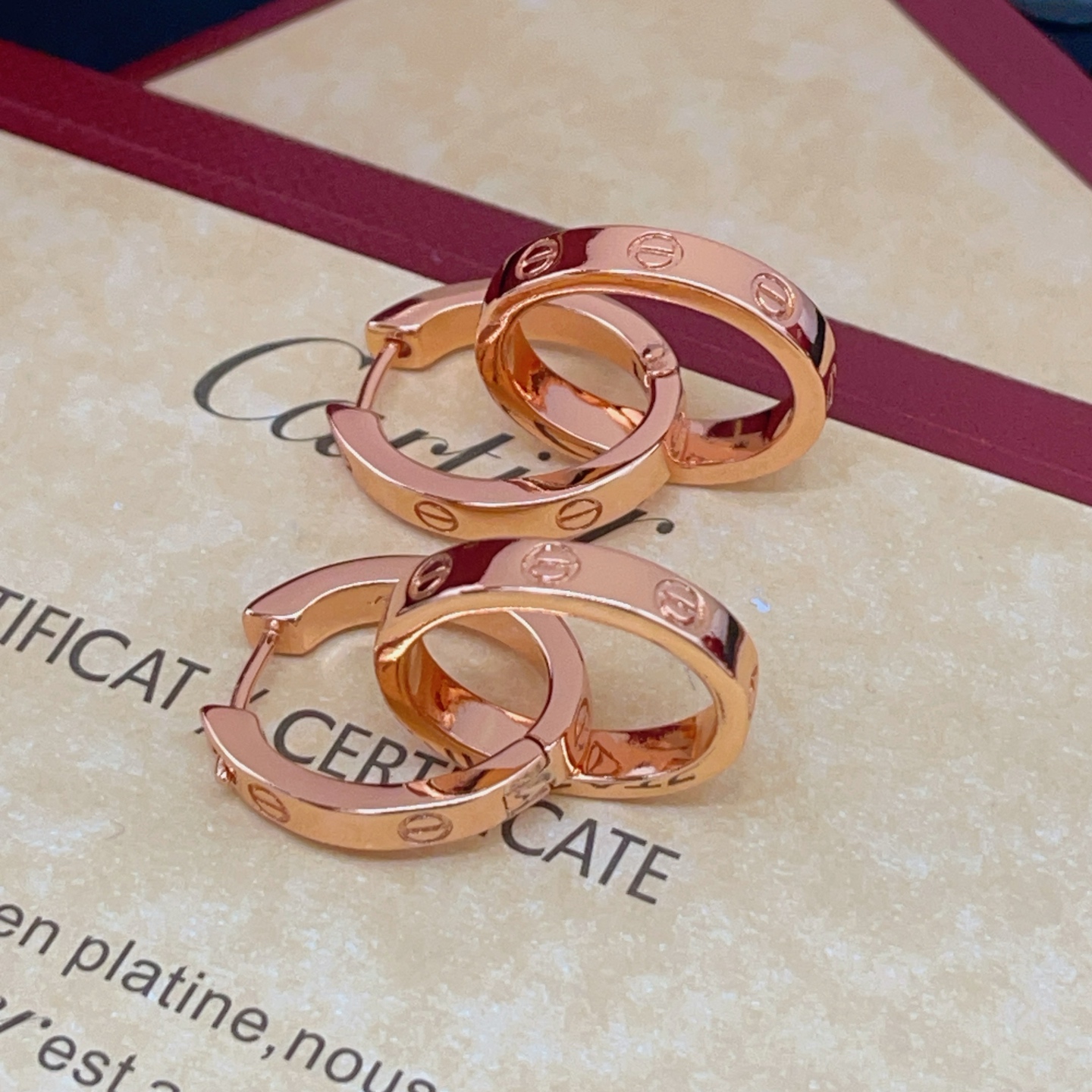 Cartier Cartie*最新款，非常的上镜‼ 设计很特别值得入手 高级手工坊系列