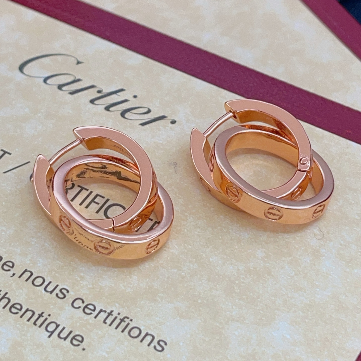 Cartier Cartie*最新款，非常的上镜‼ 设计很特别值得入手 高级手工坊系列