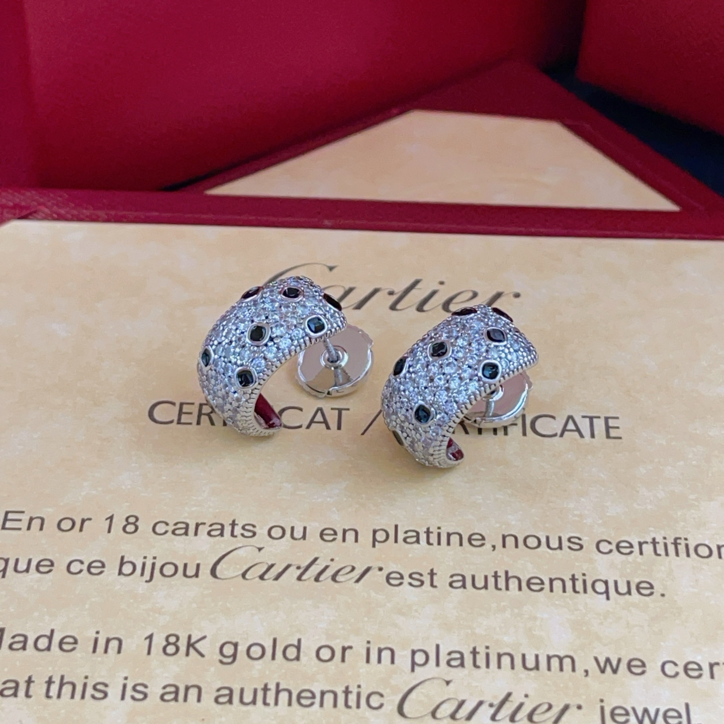 Cartier Cartie*最新款，非常的上镜‼ 设计很特别值得入手 高级手工坊系列