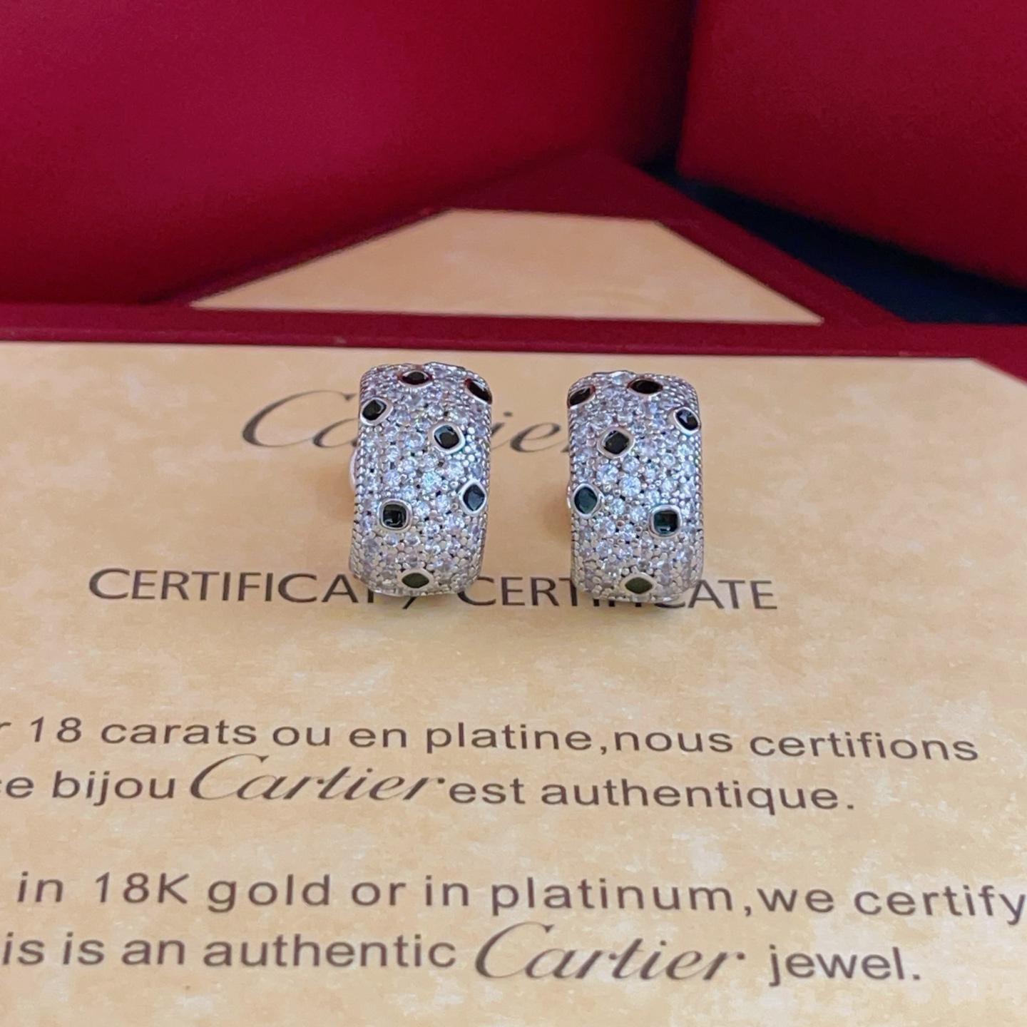 Cartier Cartie*最新款，非常的上镜‼ 设计很特别值得入手 高级手工坊系列