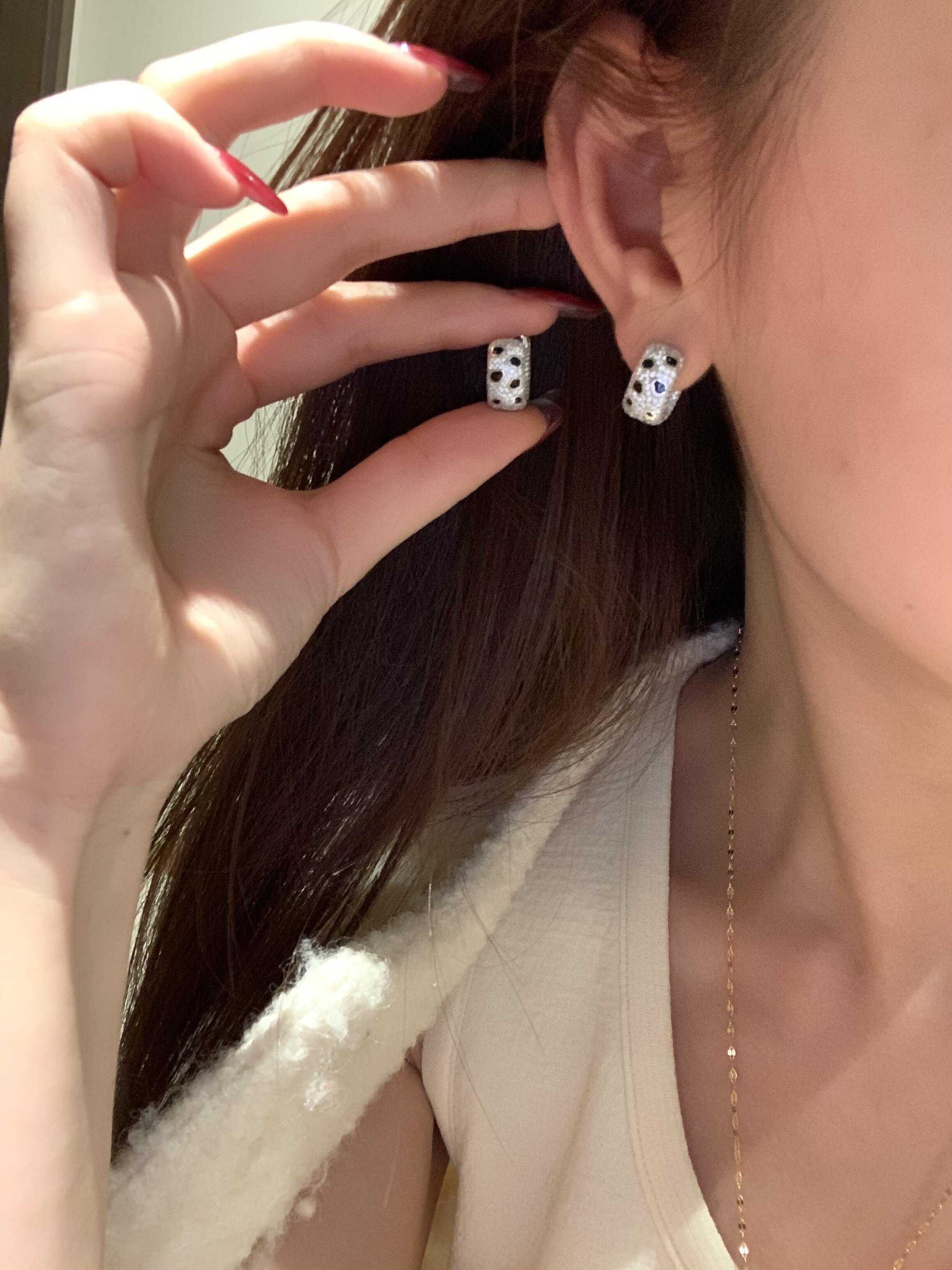 Cartier Cartie*最新款，非常的上镜‼ 设计很特别值得入手 高级手工坊系列