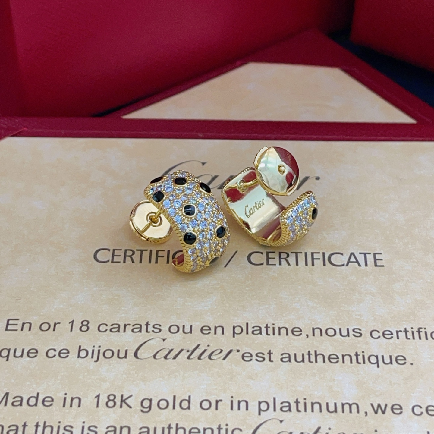 Cartier Cartie*最新款，非常的上镜‼ 设计很特别值得入手 高级手工坊系列