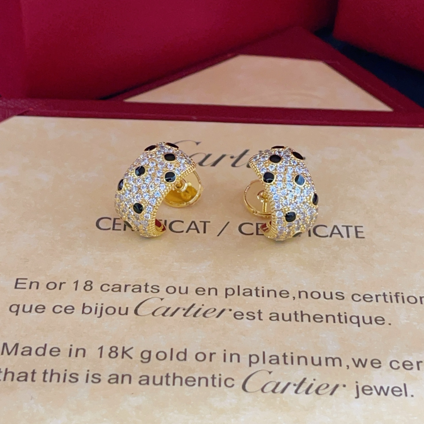 Cartier Cartie*最新款，非常的上镜‼ 设计很特别值得入手 高级手工坊系列
