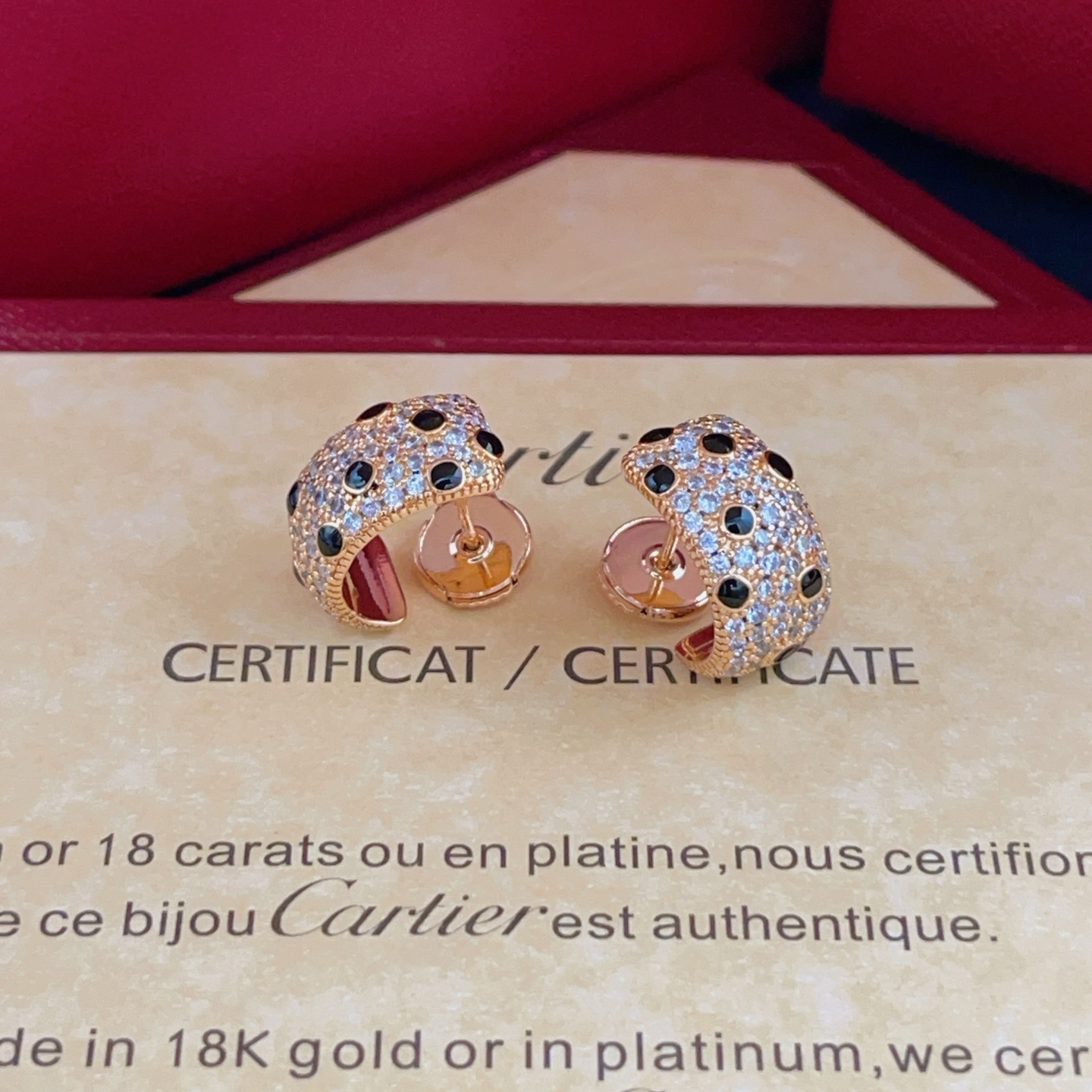 Cartier Cartie*最新款，非常的上镜‼ 设计很特别值得入手 高级手工坊系列
