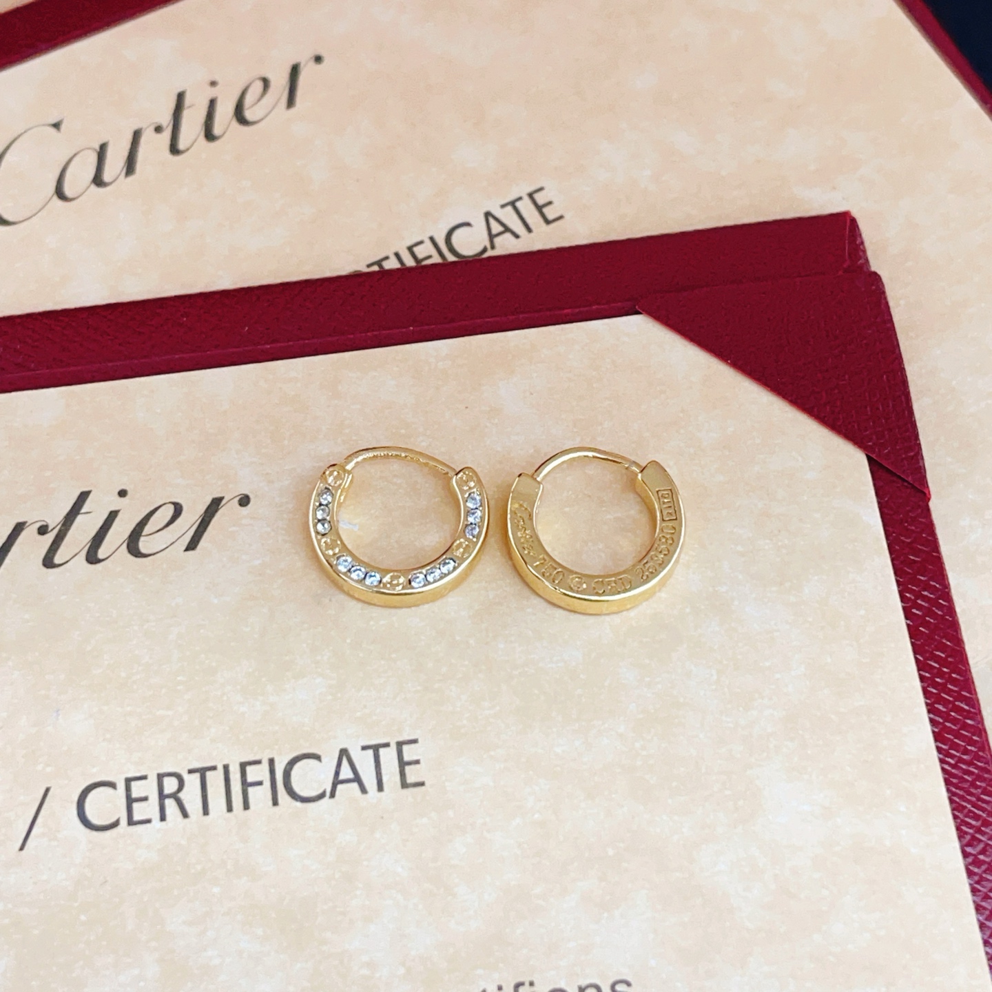 Cartier Cartie*最新款，非常的上镜‼ 设计很特别值得入手 高级手工坊系列