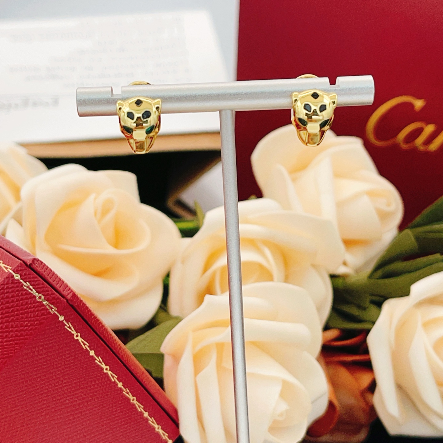 Cartier Cartie*最新款，非常的上镜‼ 设计很特别值得入手 高级手工坊系列