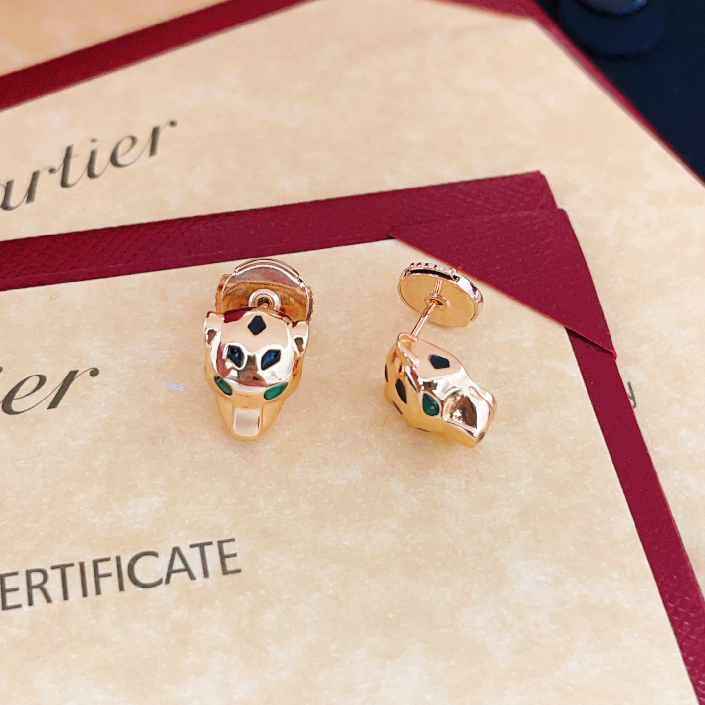 Cartier Cartie*最新款，非常的上镜‼ 设计很特别值得入手 高级手工坊系列