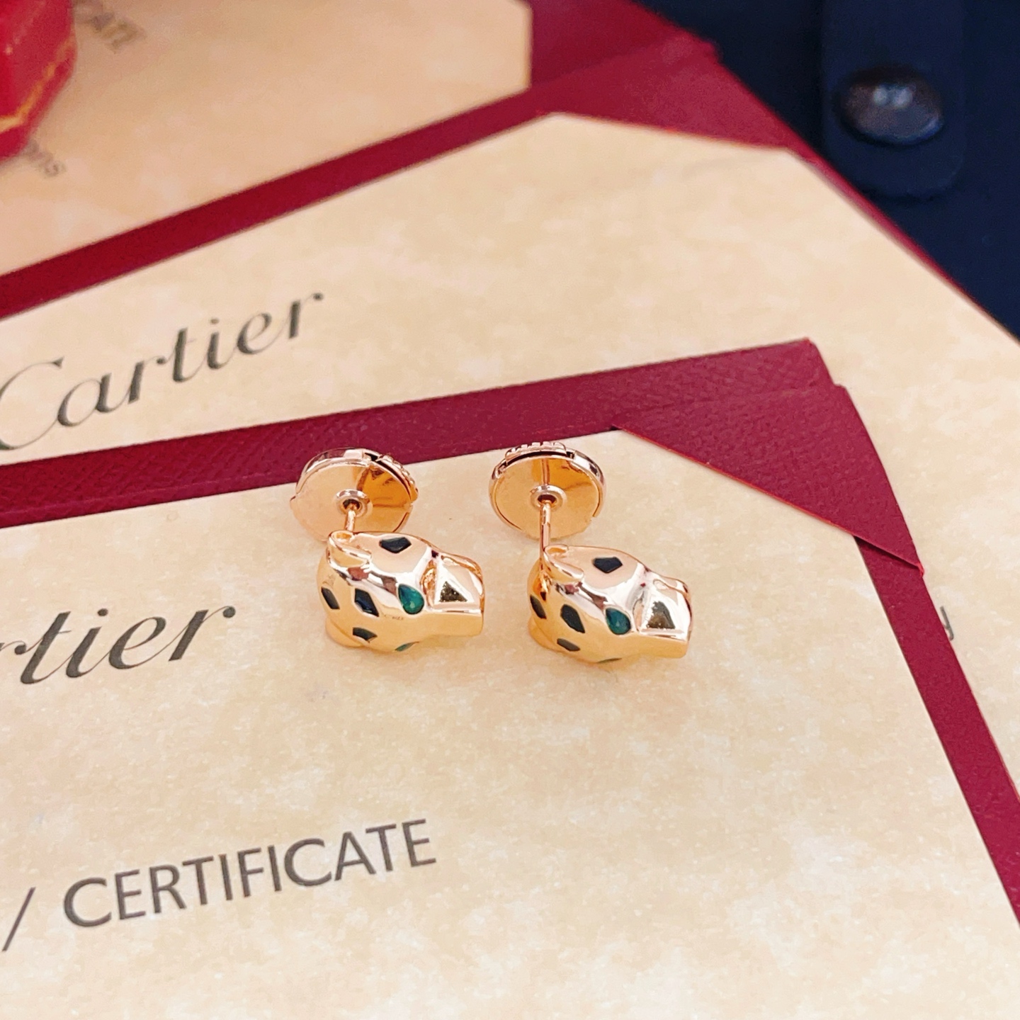 Cartier Cartie*最新款，非常的上镜‼ 设计很特别值得入手 高级手工坊系列