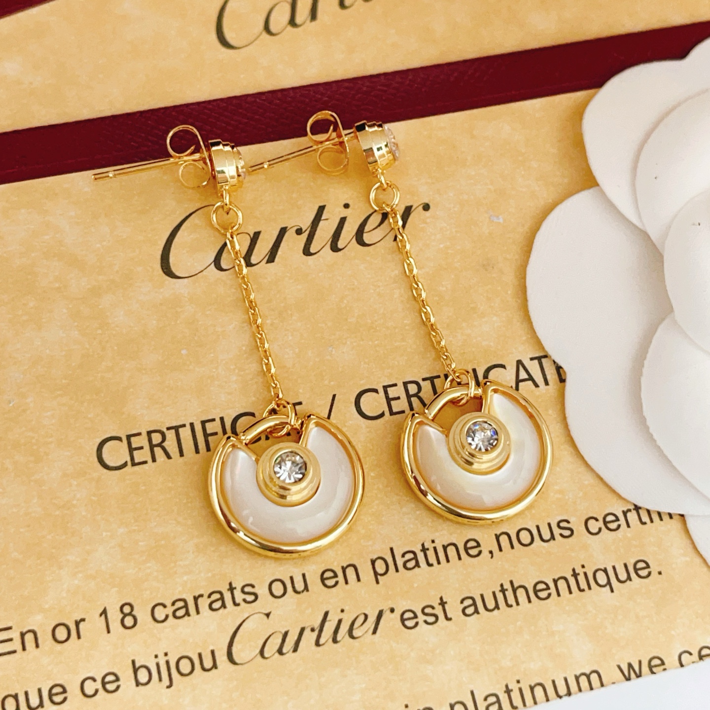 Cartier Cartie*最新款，非常的上镜‼ 设计很特别值得入手 高级手工坊系列