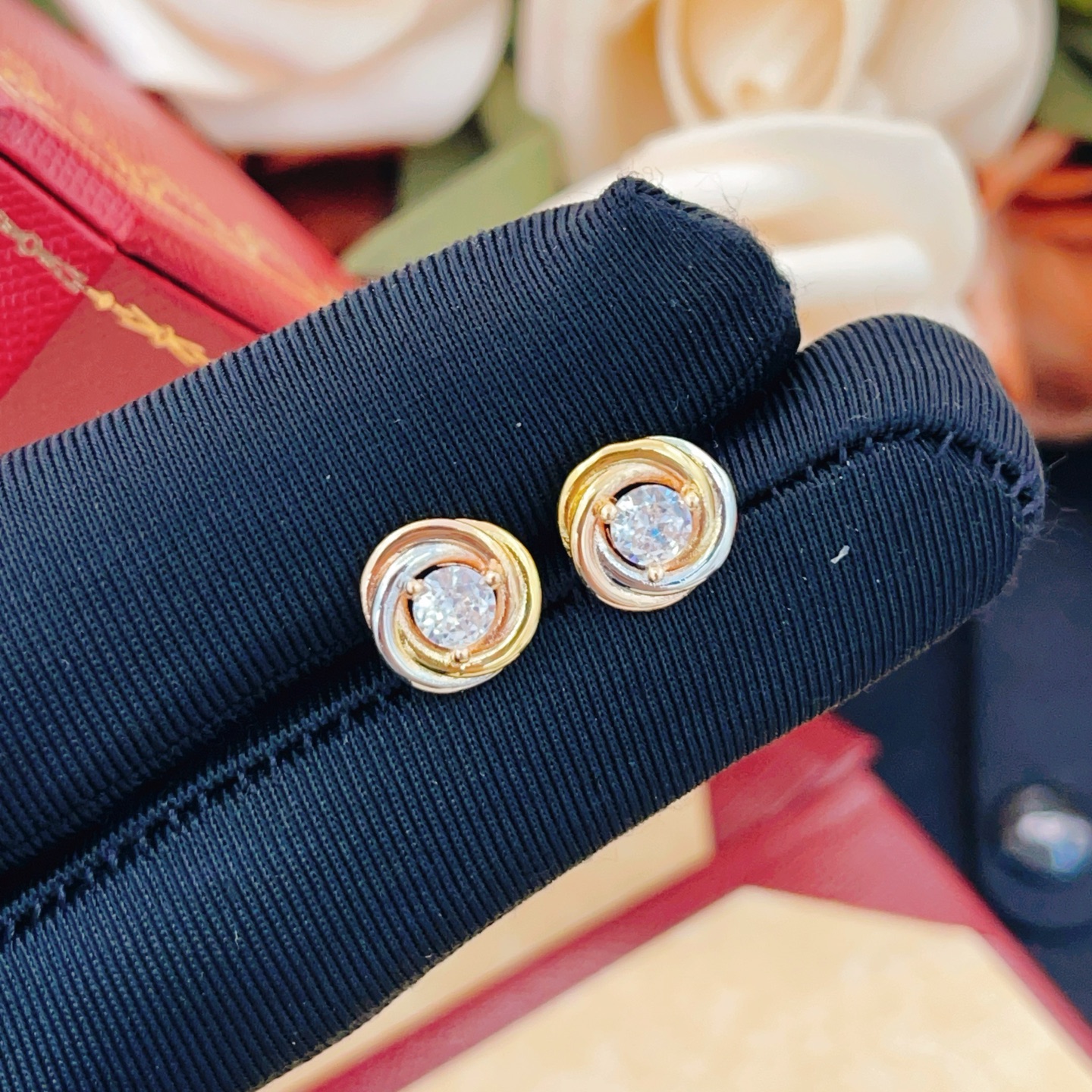 Cartier Cartie*最新款，非常的上镜‼ 设计很特别值得入手 高级手工坊系列