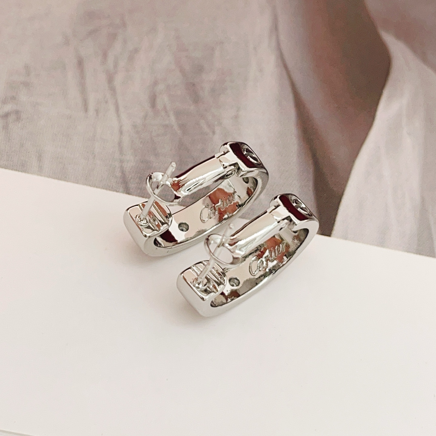 Cartier Cartie*最新款，非常的上镜‼ 设计很特别值得入手 高级手工坊系列