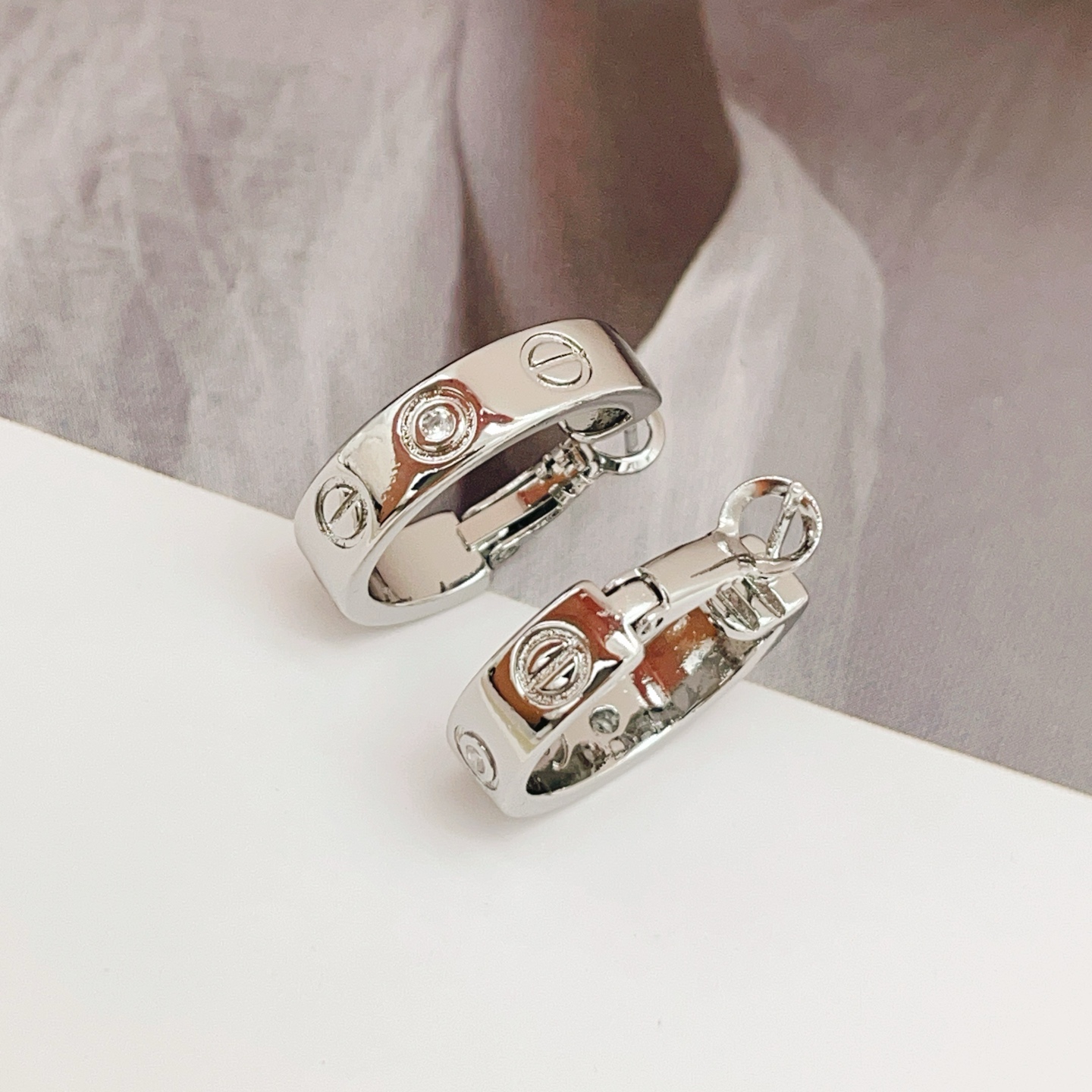 Cartier Cartie*最新款，非常的上镜‼ 设计很特别值得入手 高级手工坊系列