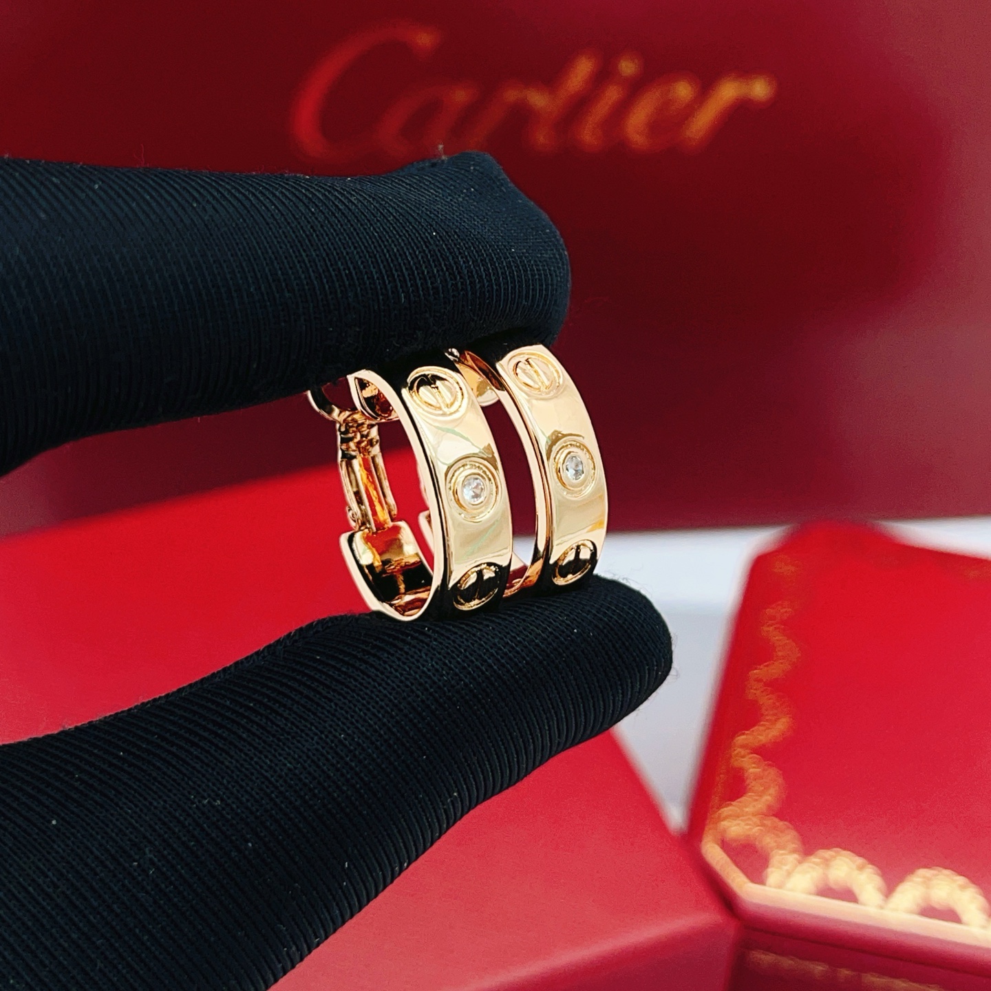 Cartier Cartie*最新款，非常的上镜‼ 设计很特别值得入手 高级手工坊系列