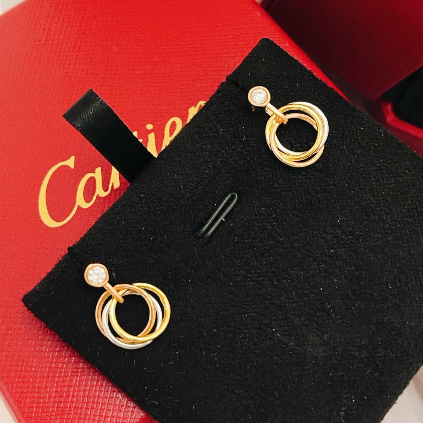 Cartier Cartie*最新款，非常的上镜‼ 设计很特别值得入手 高级手工坊系列