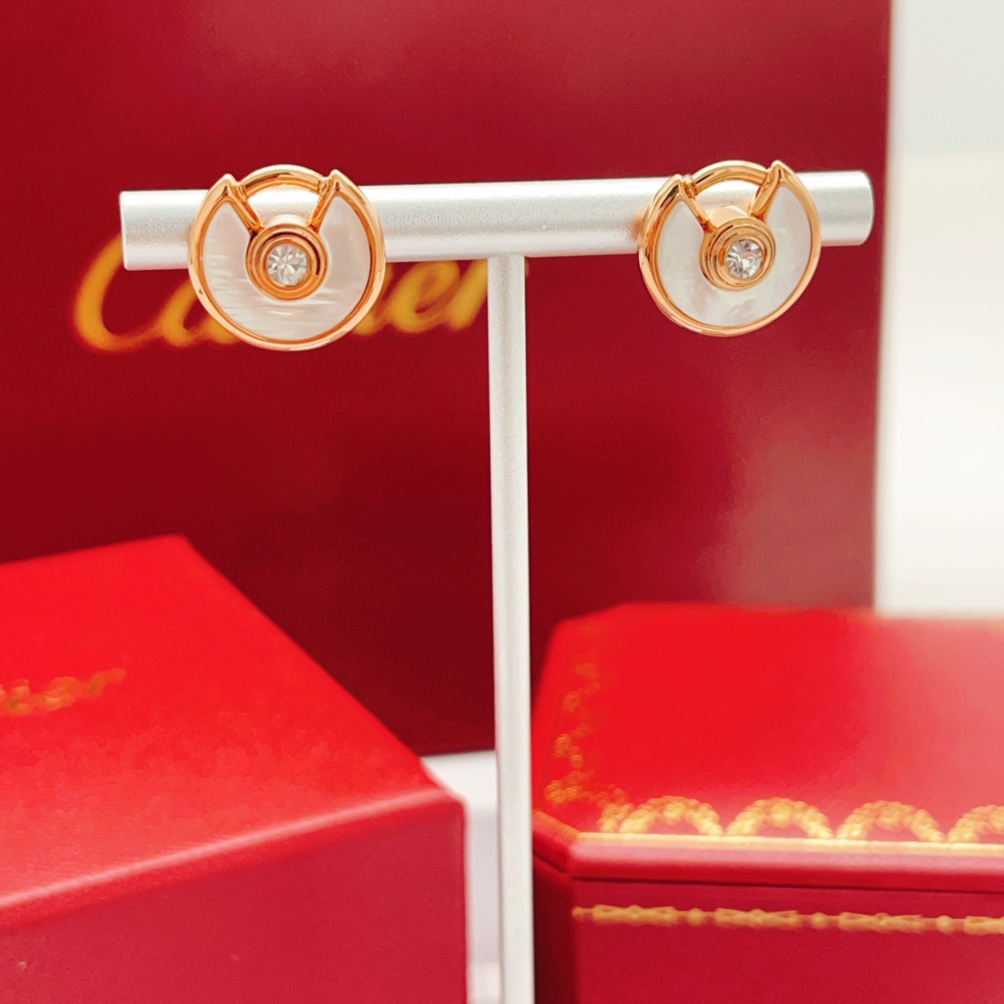 Cartier Cartie*最新款，非常的上镜‼ 设计很特别值得入手 高级手工坊系列