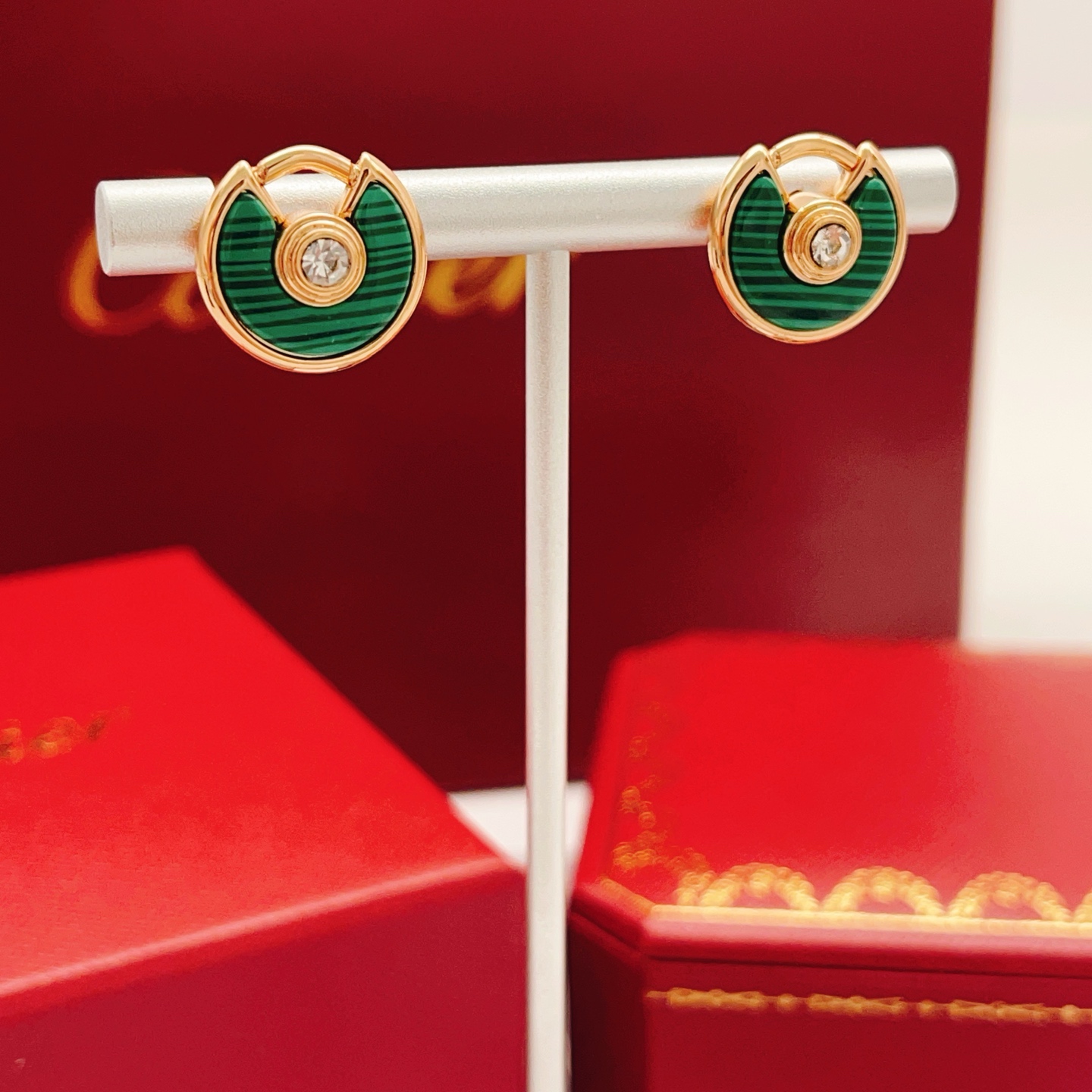 Cartier Cartie*最新款，非常的上镜‼ 设计很特别值得入手 高级手工坊系列