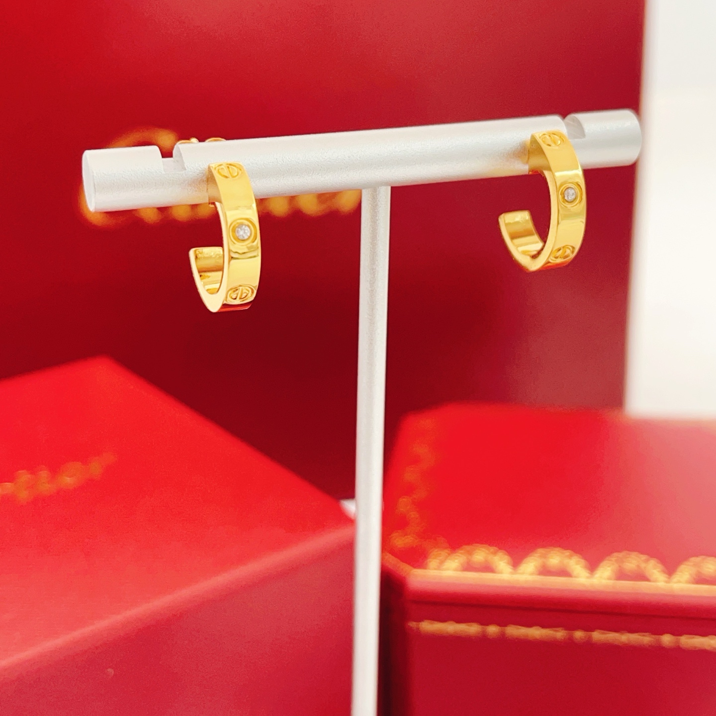 Cartier Cartie*最新款，非常的上镜‼ 设计很特别值得入手 高级手工坊系列