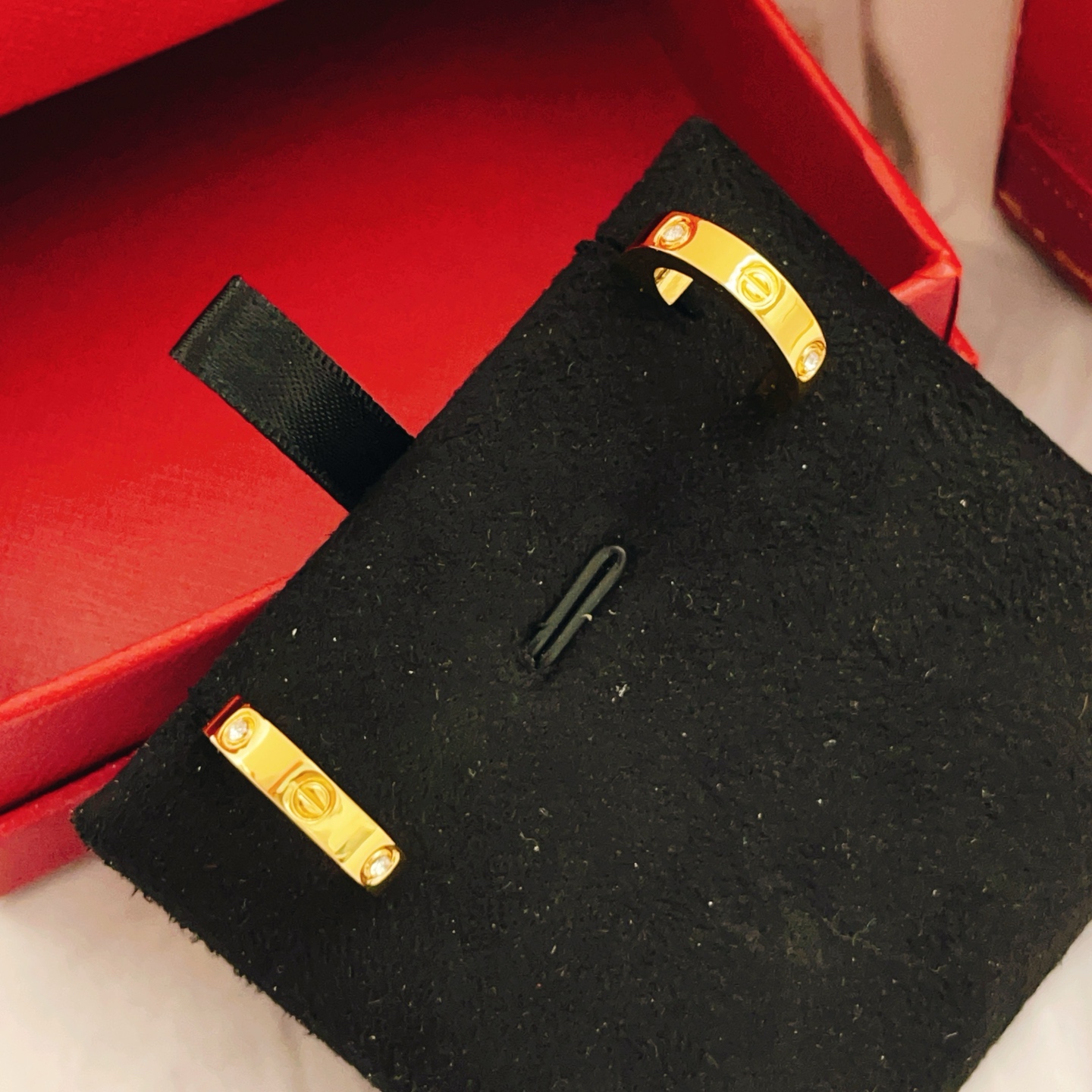 Cartier Cartie*最新款，非常的上镜‼ 设计很特别值得入手 高级手工坊系列