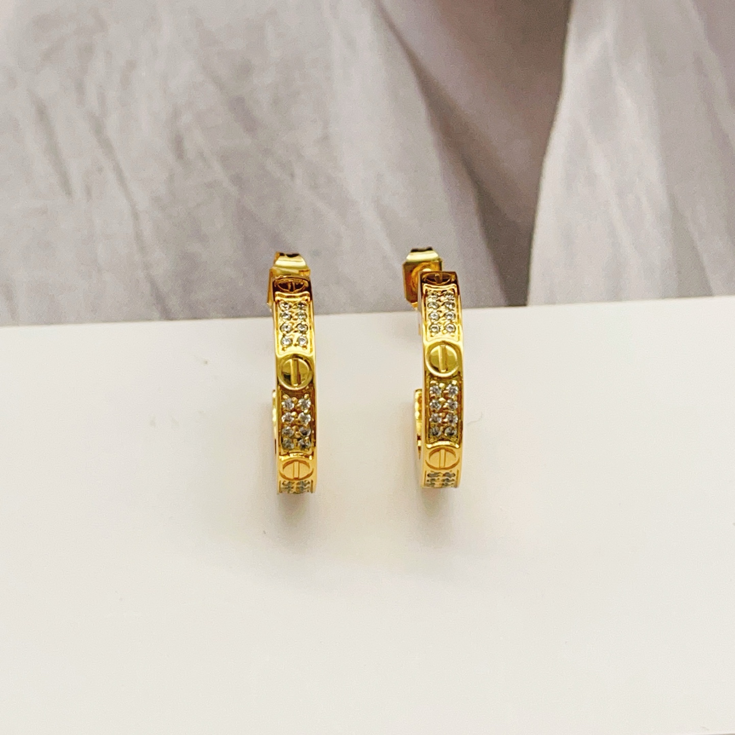 Cartier Cartie*最新款，非常的上镜‼ 设计很特别值得入手 高级手工坊系列